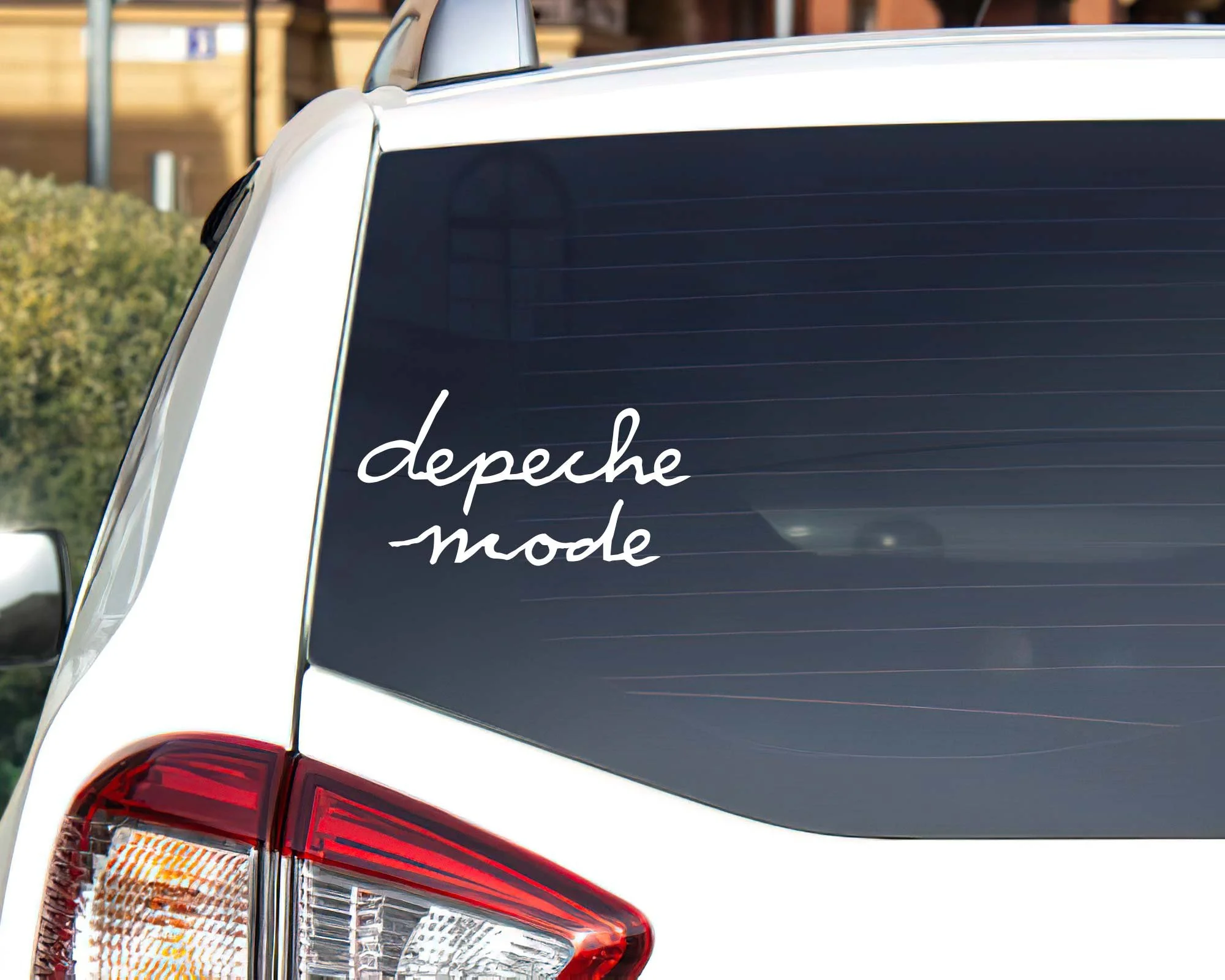 dm-logo-decal.jpg