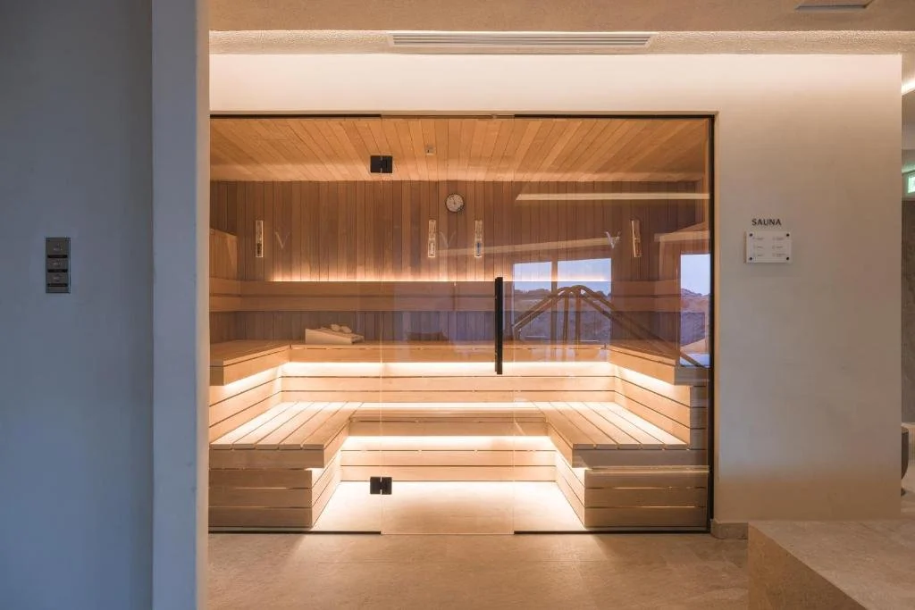 Sauna? Luxury vs Expectation