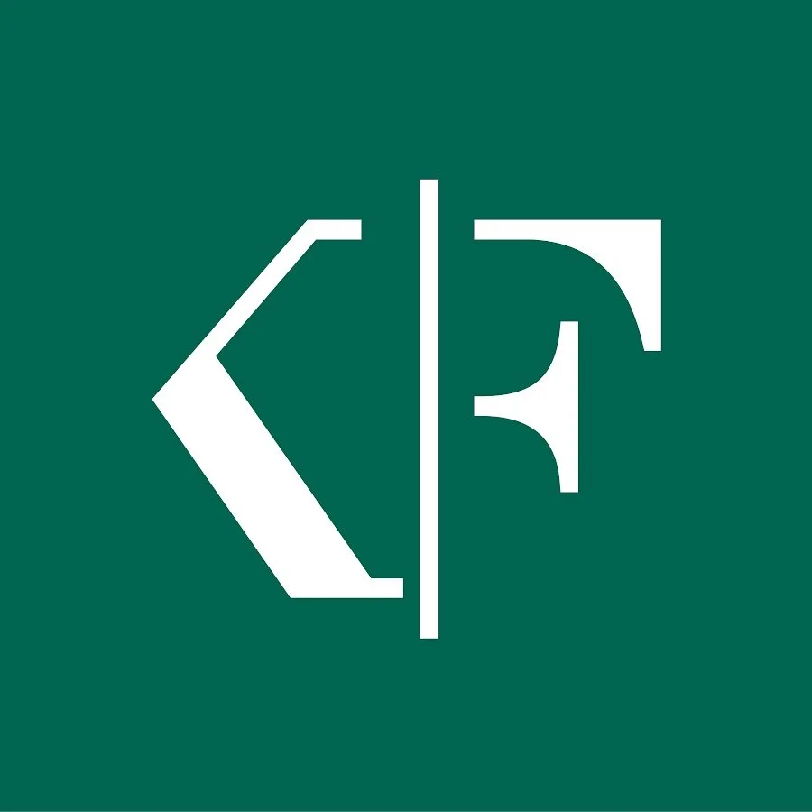 Logo with code brackets and a letter F, divided by a vertical line, on a green background.