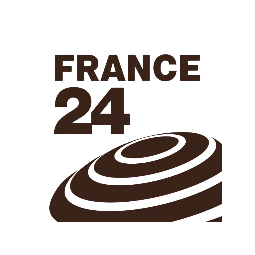 Logo de France 24 avec un logo en relief représentant une cible en 3D.