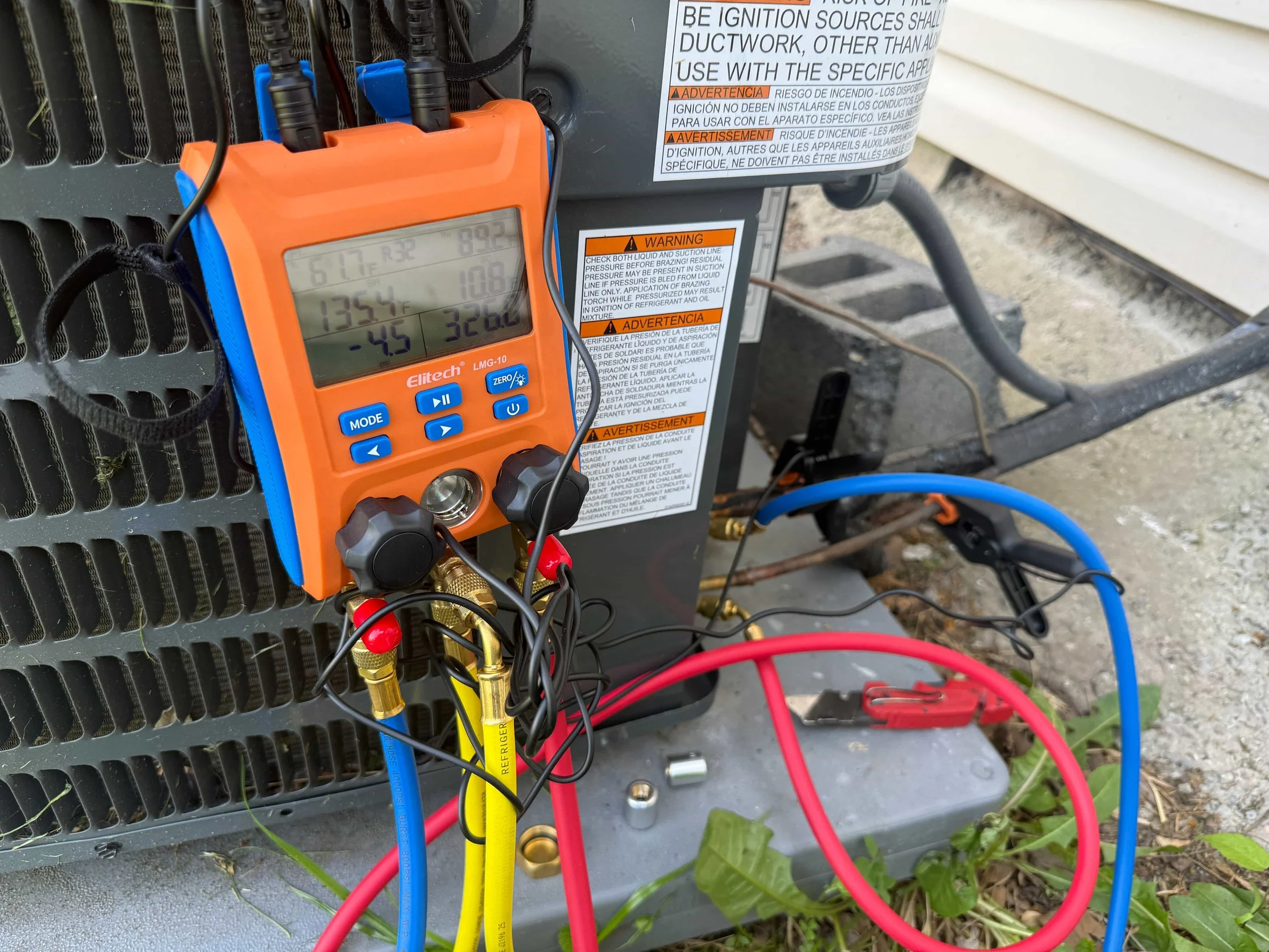 Refrigerant meter showing low charge