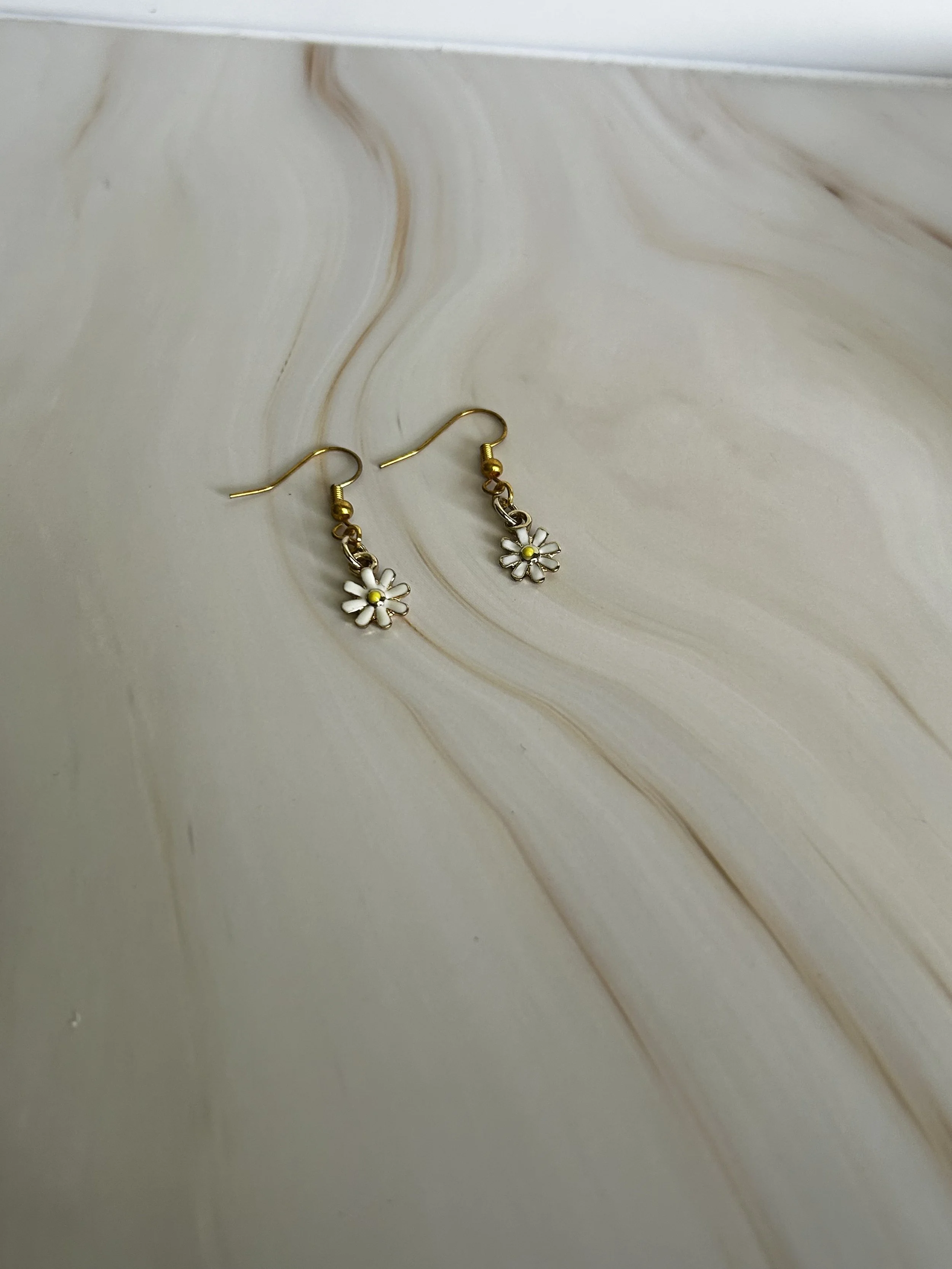 Daisy Delight Drop Earrings