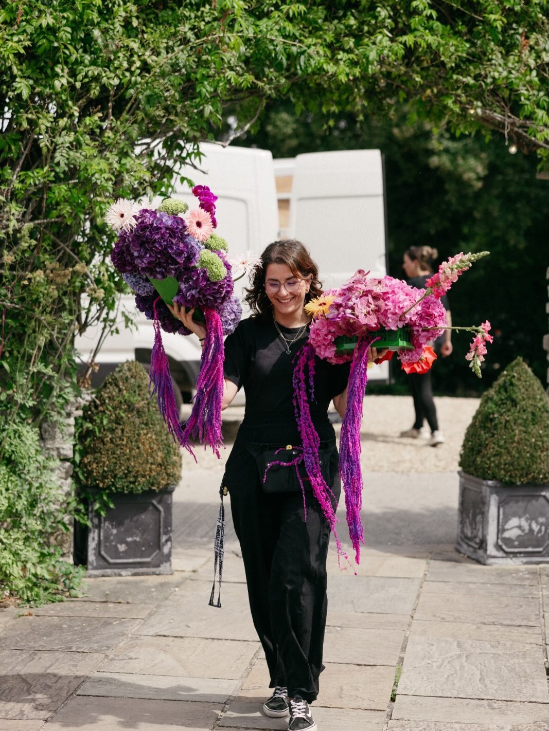 holy moly what a day freelancing at @pristonmill for the incredibly talented and 10/10 human @immyheloise.floraldesign 

the concept, the delivery, the vibes, the colours, the EVERYTHING - insane. 

and got to meet/work with two super lovely ladies t
