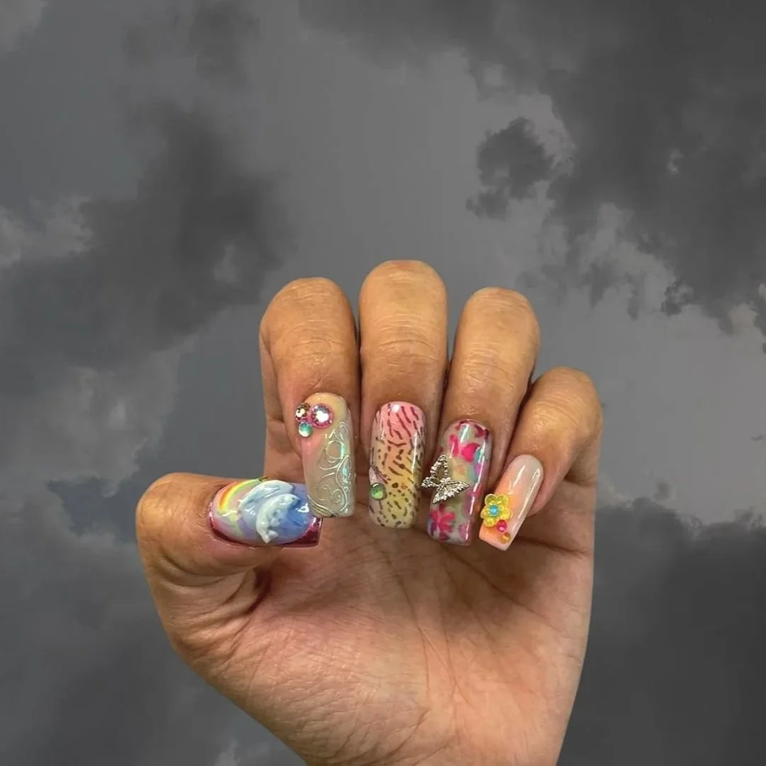 Surprise+nail.jpg