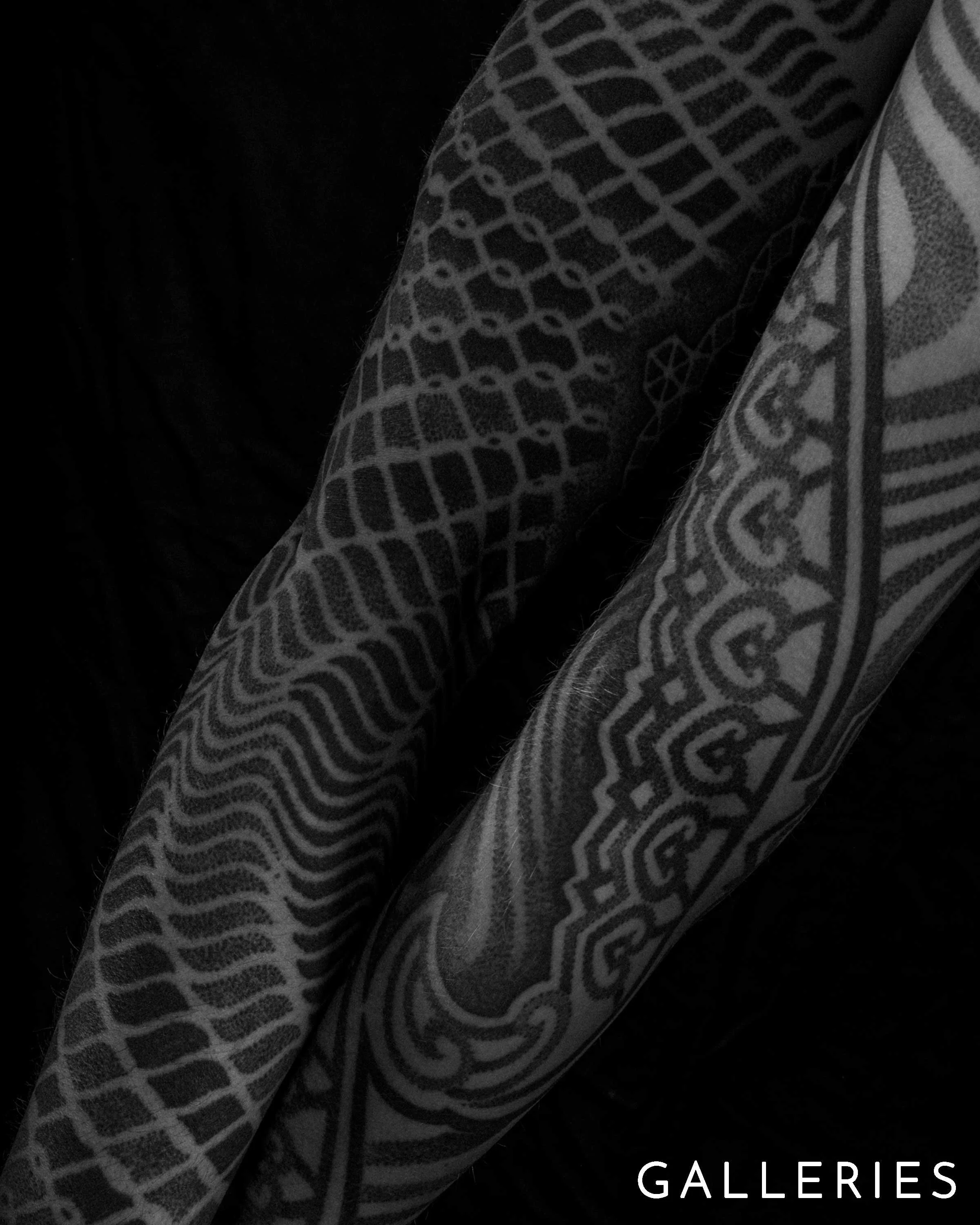 Sacred geometry tattoo gallery by German tattoo artist Patrick Hüttlinger featuring custom blackwork compositions and large-scale projects.