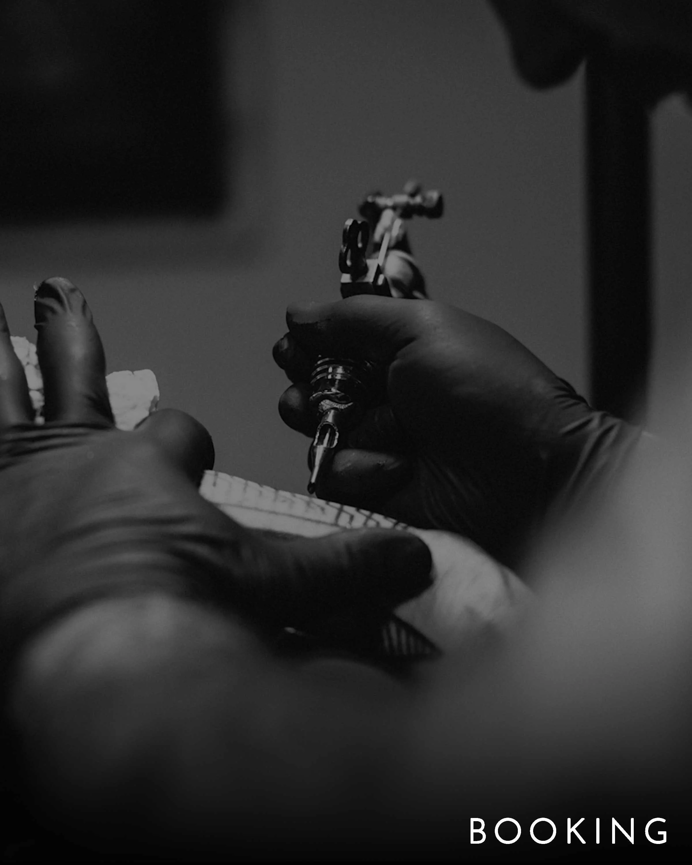 Book a custom sacred geometry or blackwork tattoo with German tattoo artist Patrick Hüttlinger. Personalized projects in Costa Rica and Germany.