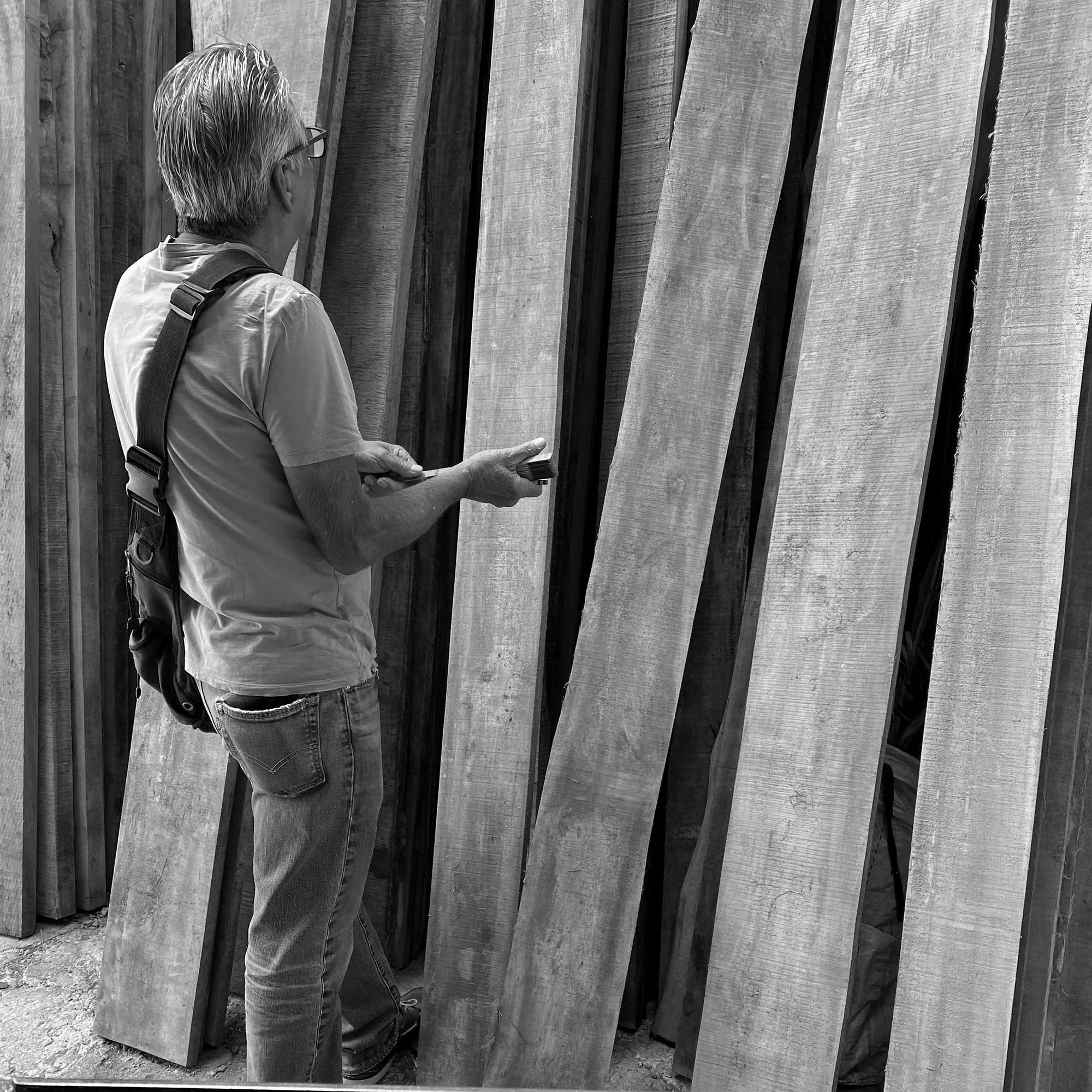 Costa Rican teak wood selected for the handcrafted frames of Patrick Hüttlinger's Photonic Pointillism Lightworks.