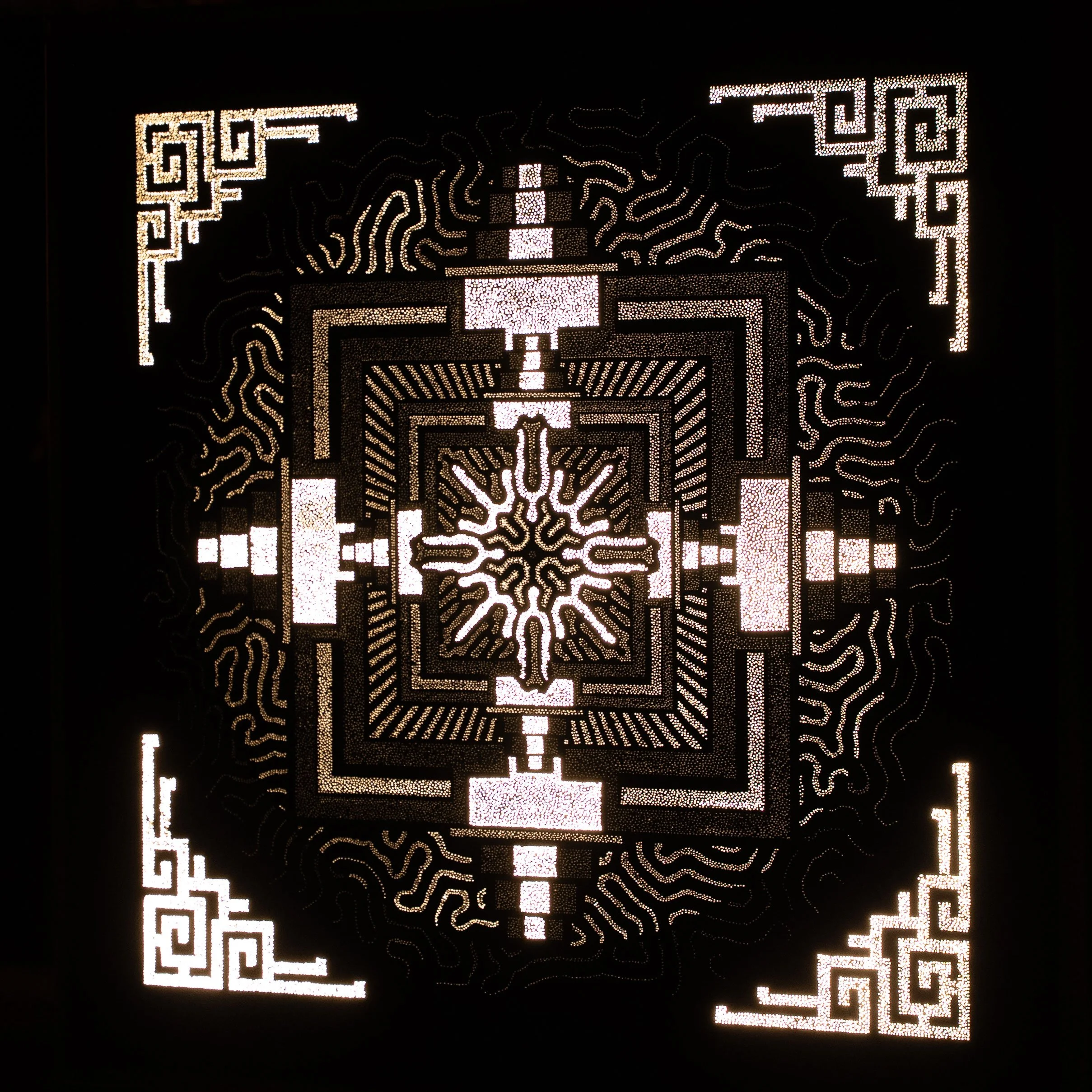 Right-side view of Gaia Veneranda showing the layered structure, illuminated depth and changing visual appearance of the Photonic Pointillism Lightwork.