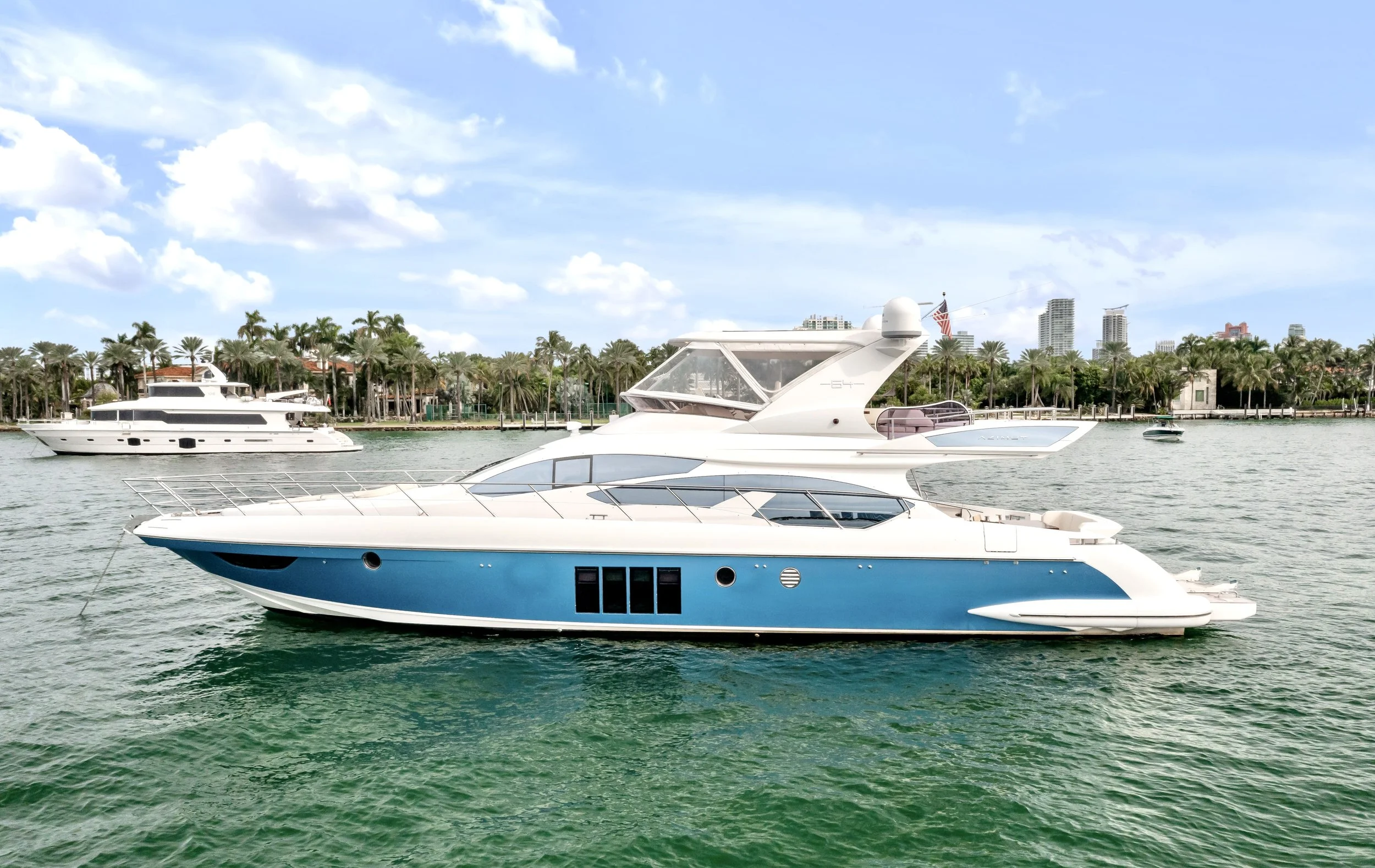 64' Azimut - Deon - Drone - 1 copy.jpg