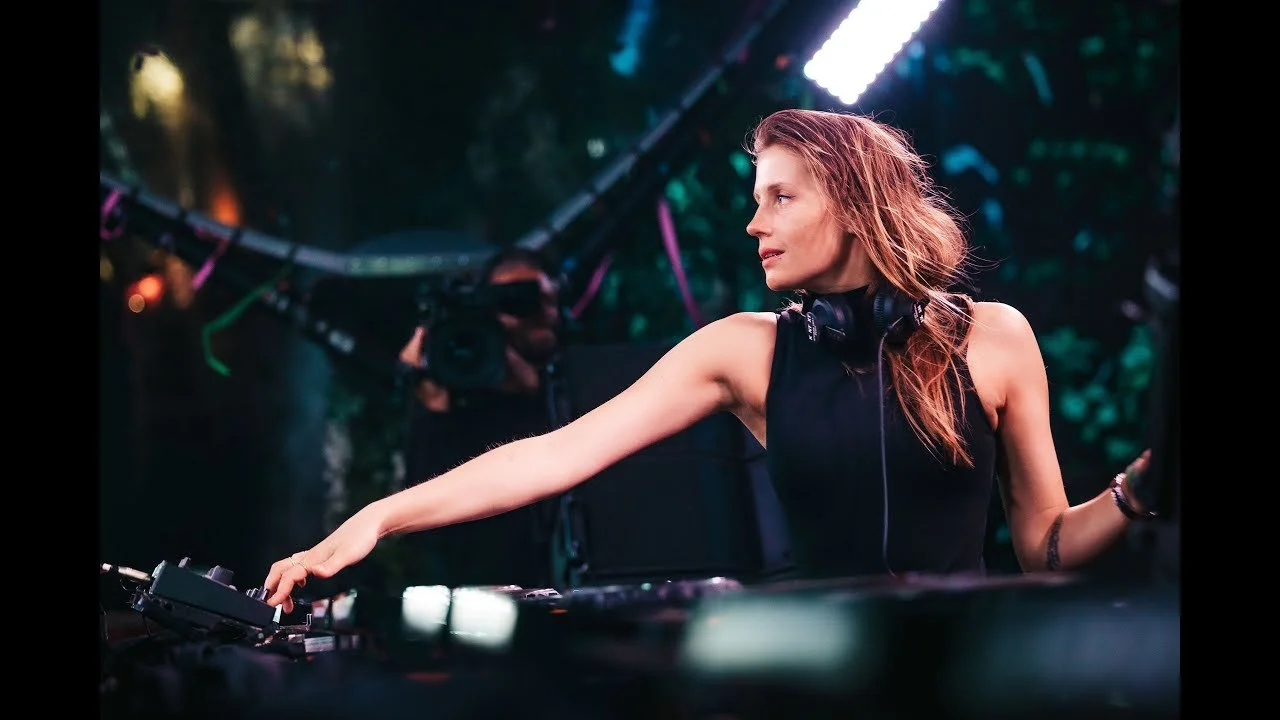 Charlotte de Witte DJING