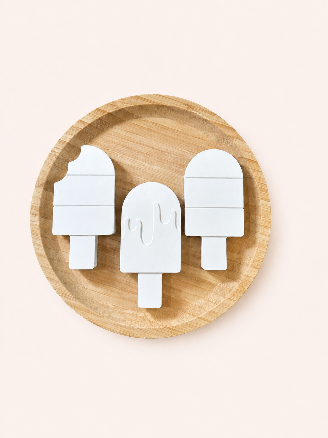 ICE CREAM CONES.png