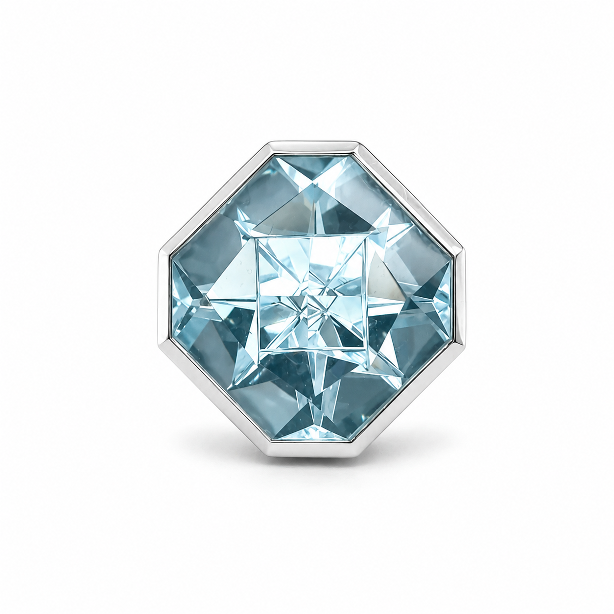 Hexagonal fancy-cut Aquamarine ring set in Platinum