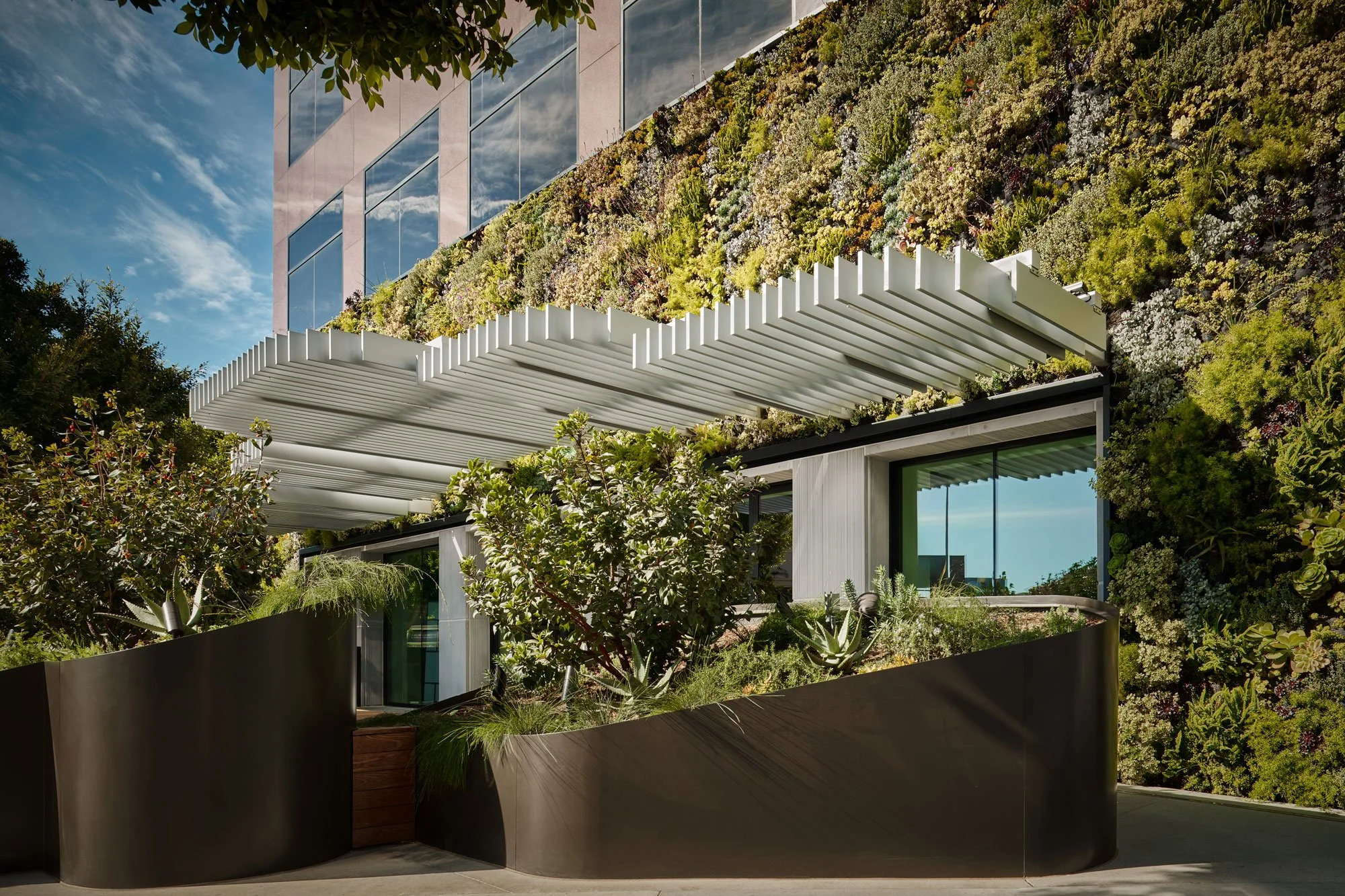 Emerson_Collab_LaSalle_11755_Wilshire_Los_Angeles_03.jpg