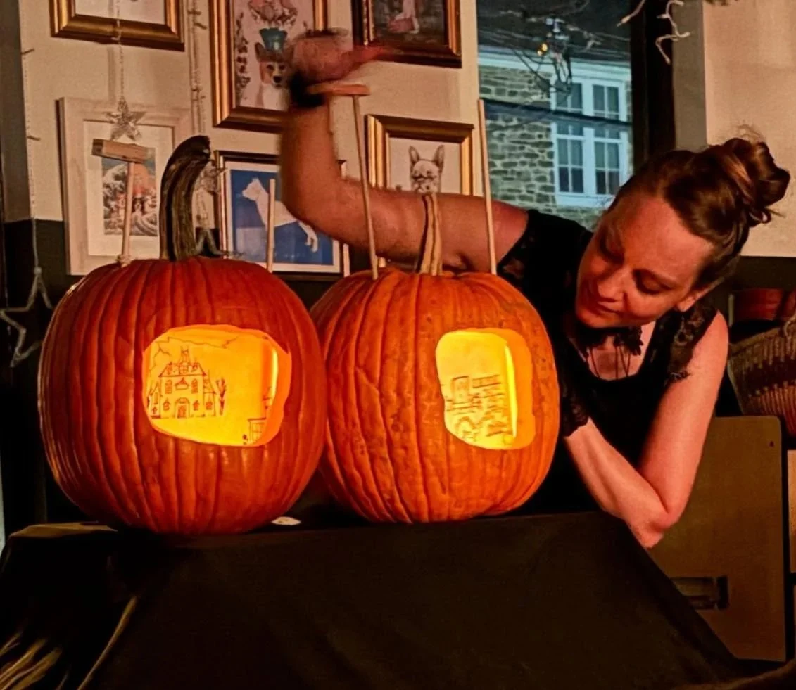 Kay+and+Pumpkin+Crankie.jpg