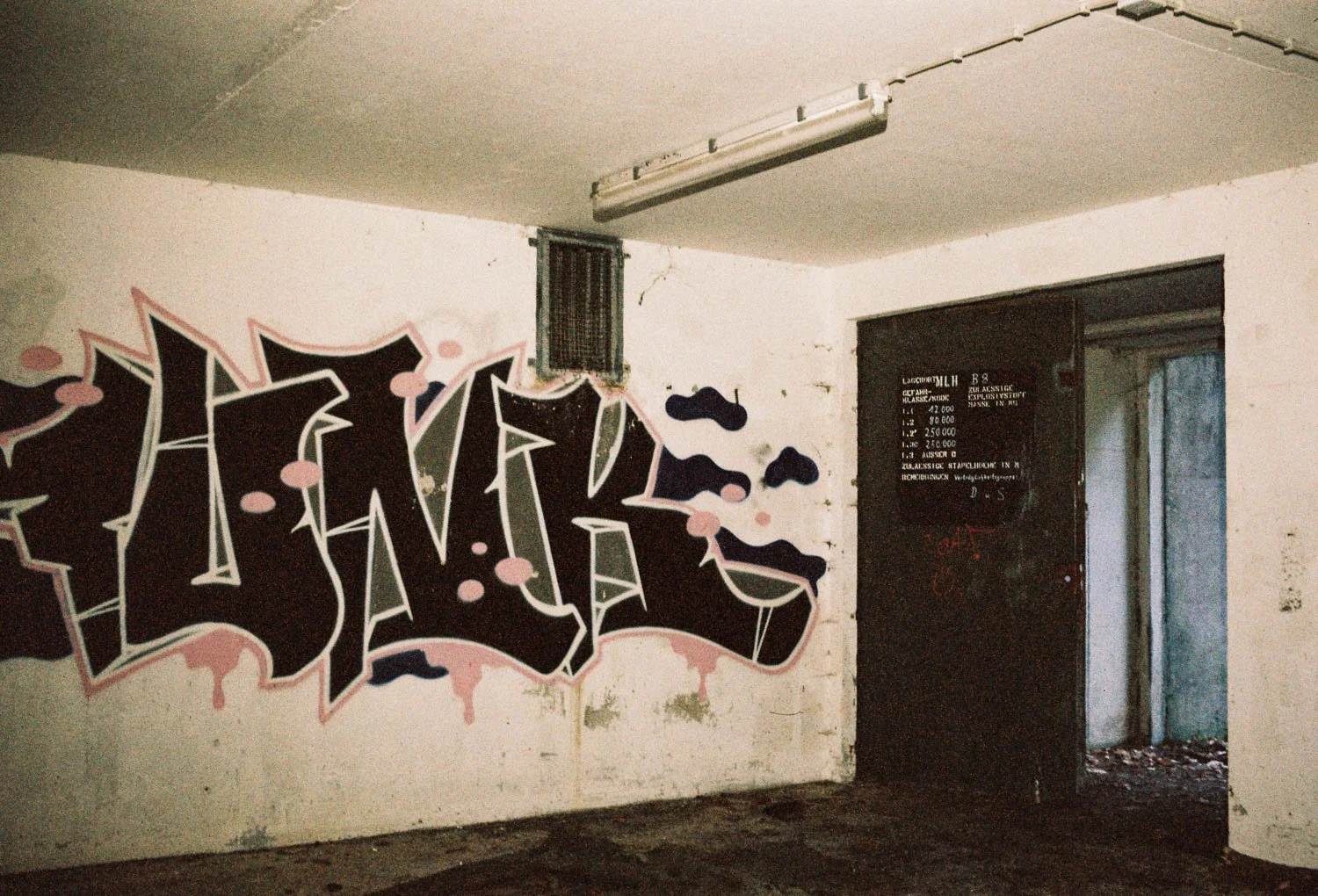 Wetzlar, Old Munitions Storage, Wolfen NC500