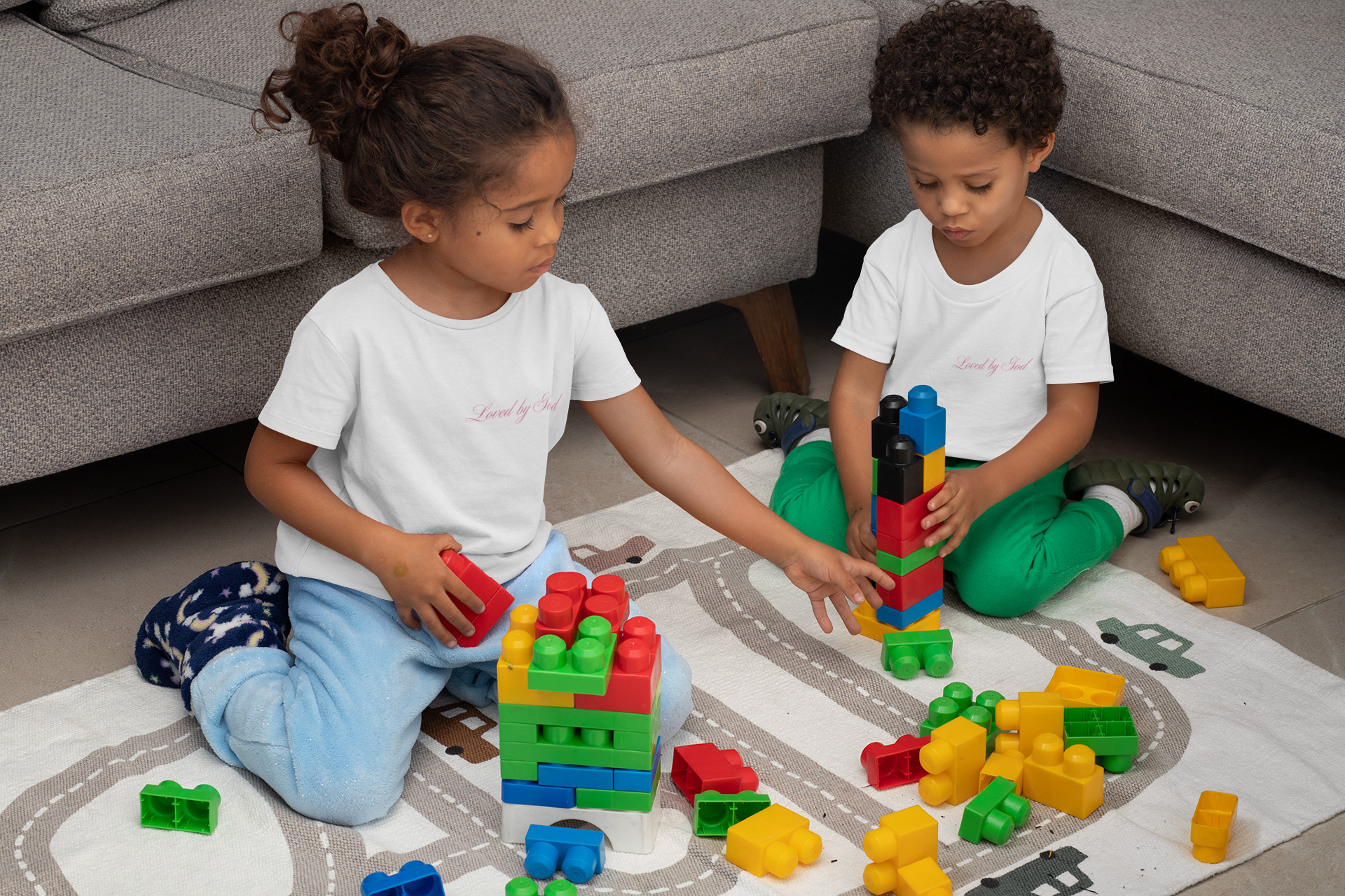 t-shirt-mockup-featuring-two-siblings-playing-with-blocks-32154.png