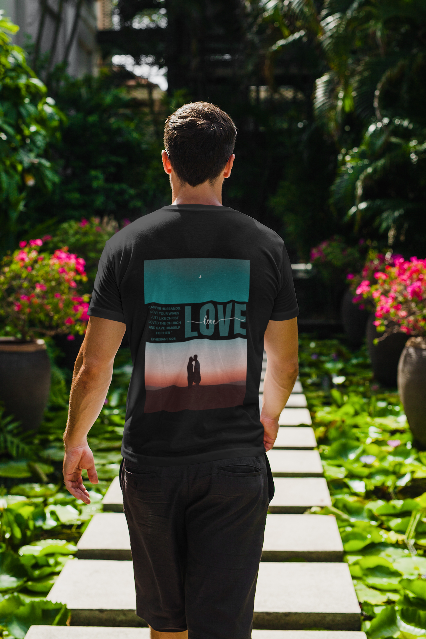 Men's Ephesians 5:25 'Love' T-Shirt