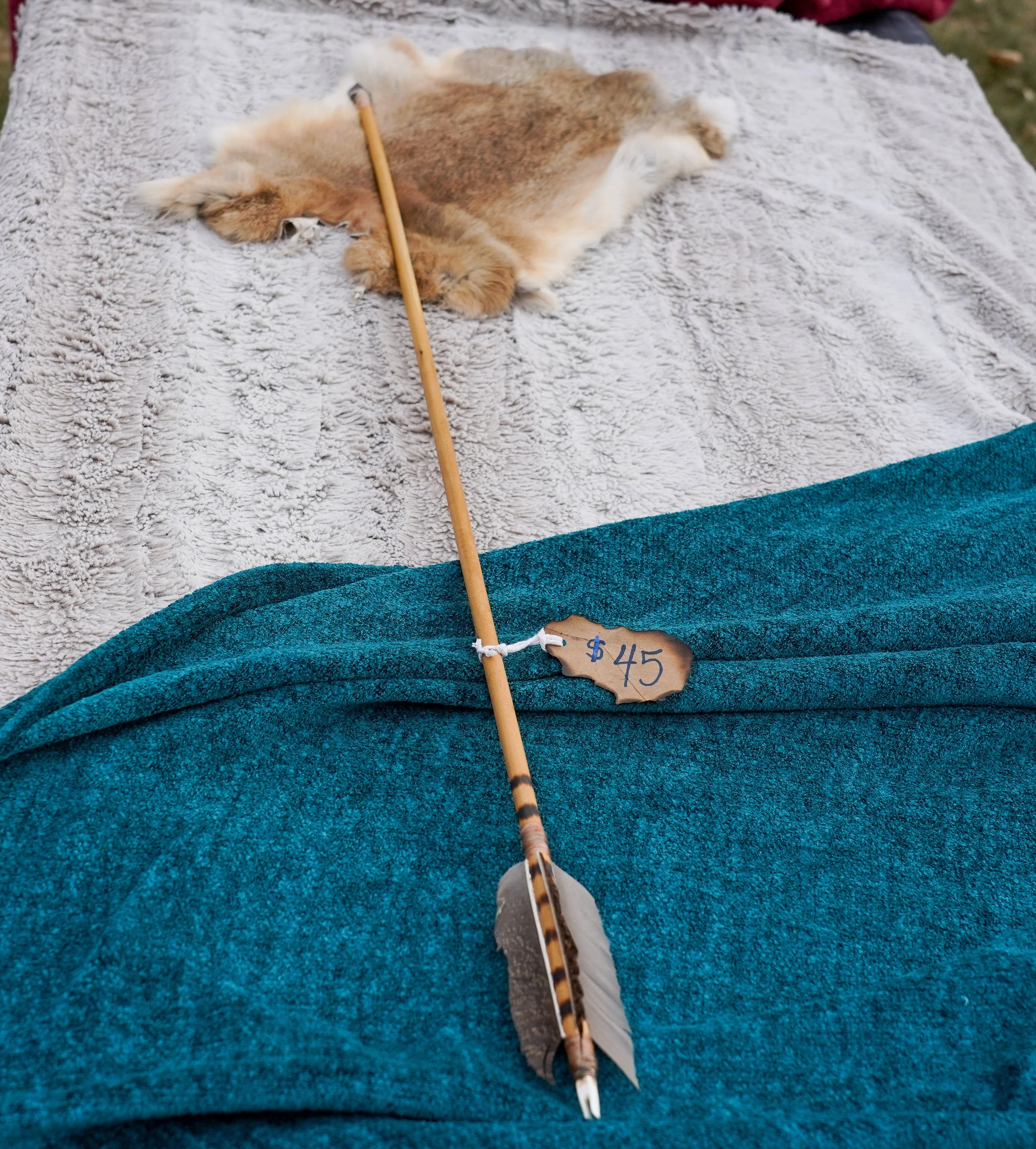 Handmade primitive arrow 4 (3).jpg