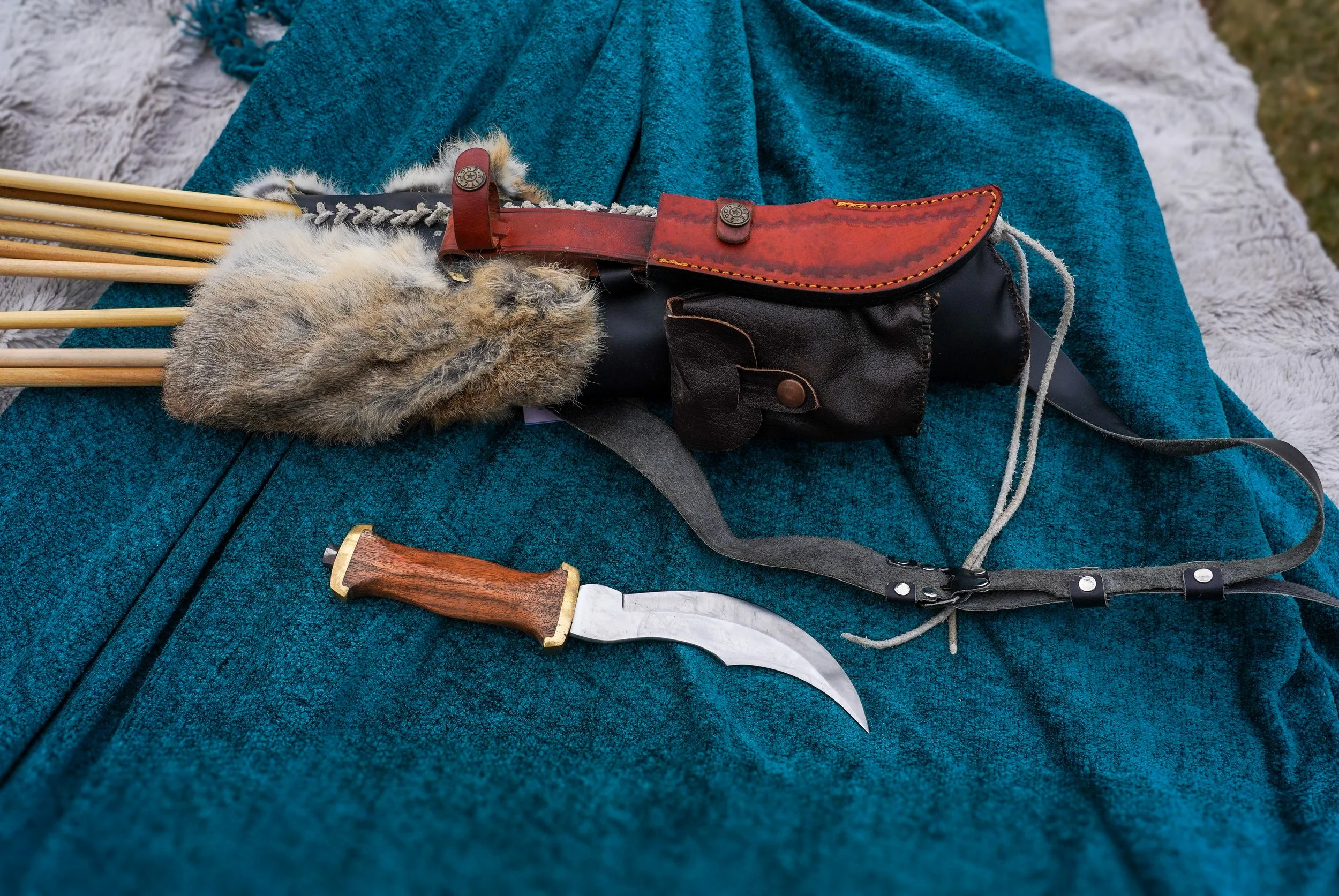 Cow hide-rabbit fur quiver - 5 (5).jpg