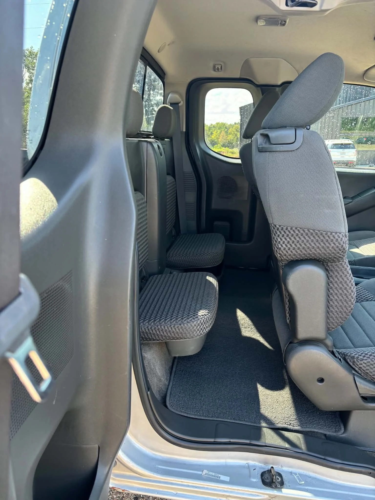 f7d82ae0-6c7c-4ff3-aeca-510ab822dfb4.jpg