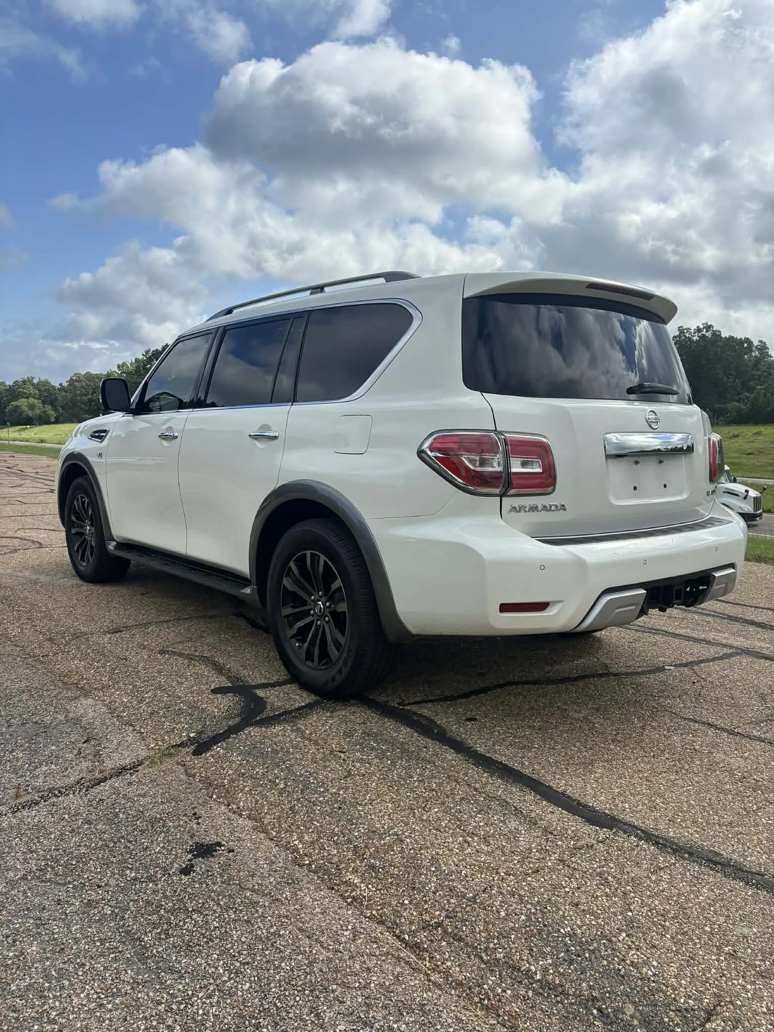 2017 Nissan Armada Platinum Sport Utility 4D
