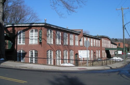 Cheney-Bros-Machine-Shop 1895.jpg