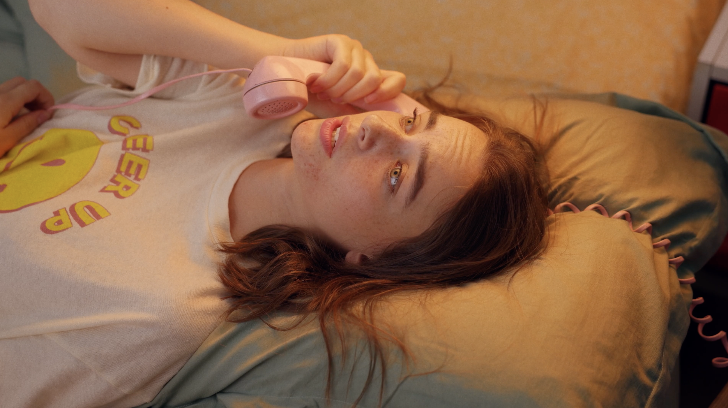 Zitsticka_commercial_still 4.png