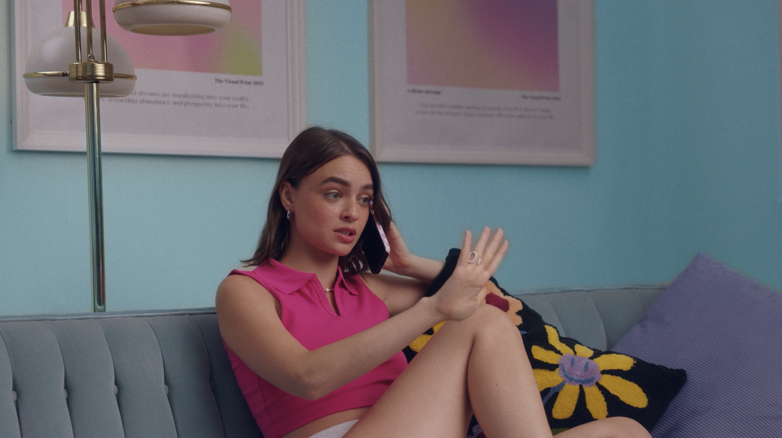 Zitsticka_commercial_still 9.png