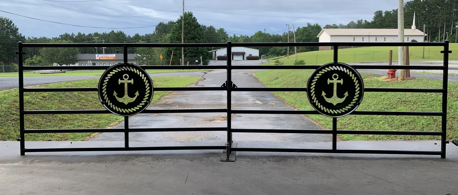 Double Classic Gate with matching anchor inserts