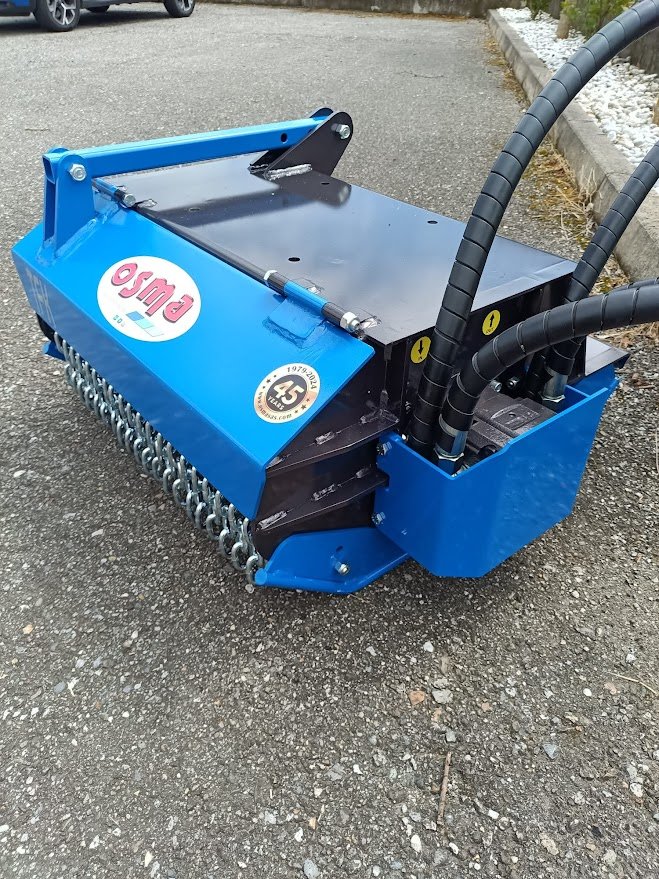 Built for serious operators, the OSMA TFK helps simplify brush clearing and vegetation management tasks.