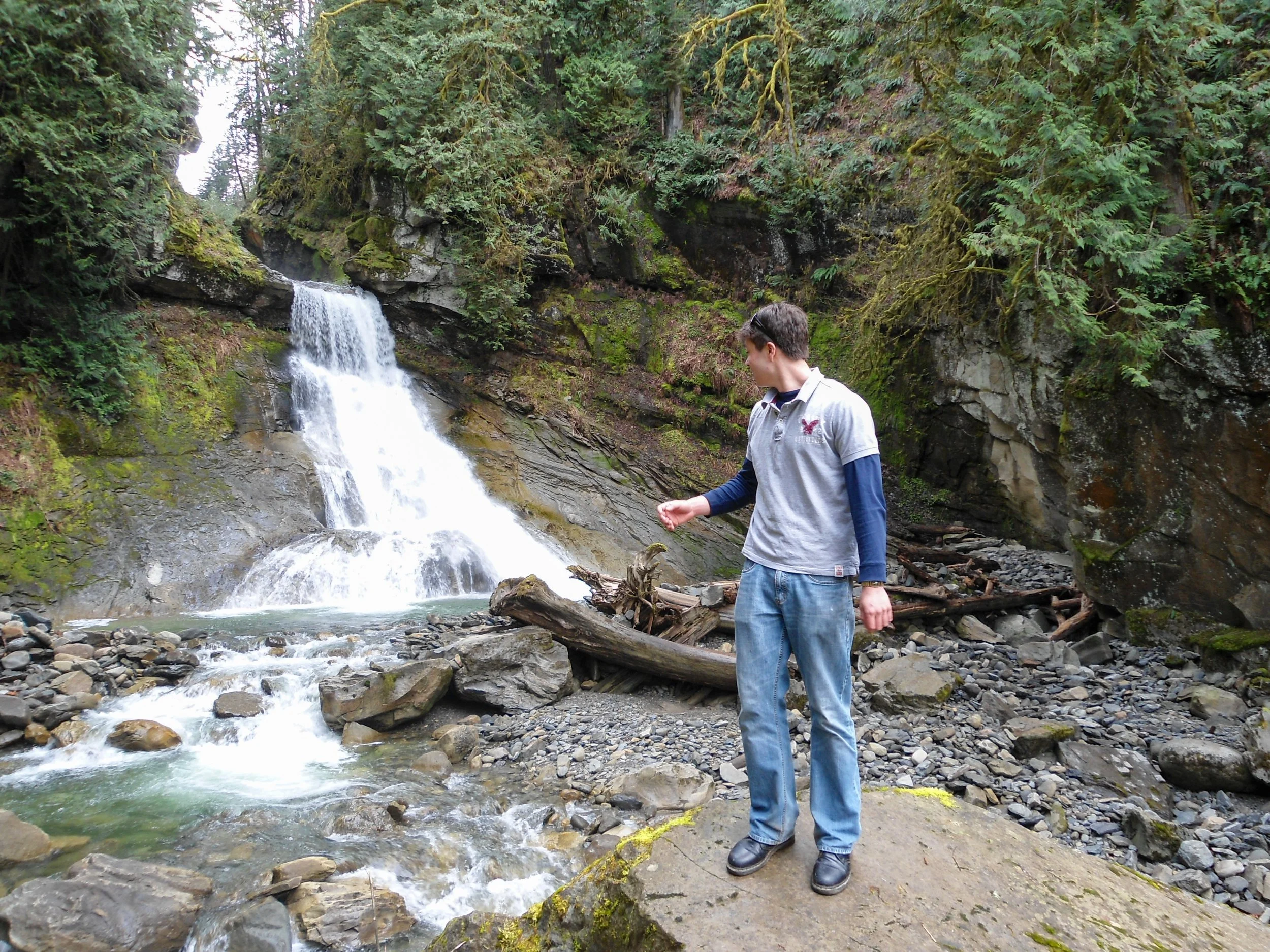 Racehorse Falls WA 