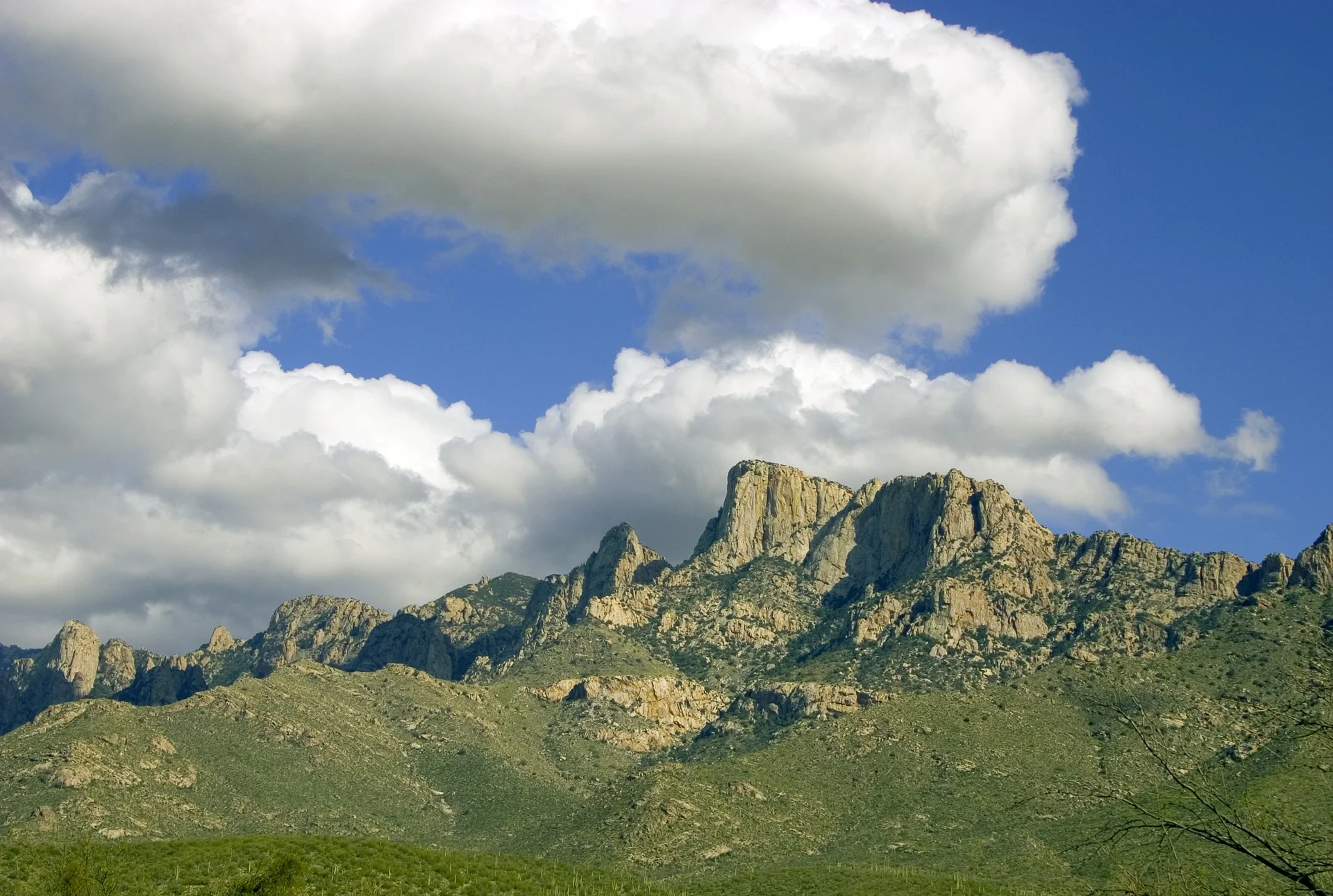 catalina-mountains-tucson-romero-ruins-trail.jpg