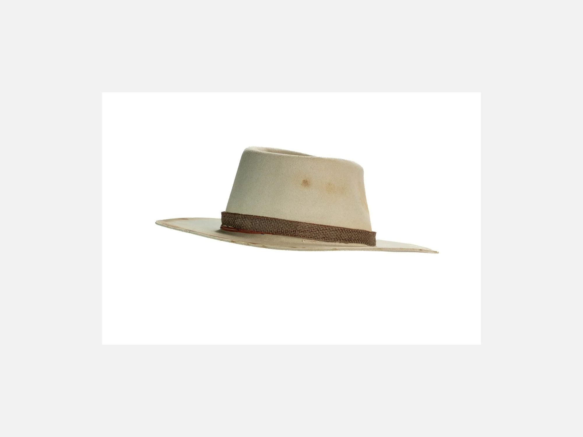 CAVALLO_HAT_SHOP-0329_Luxury_Smaller_2000x1500.jpg