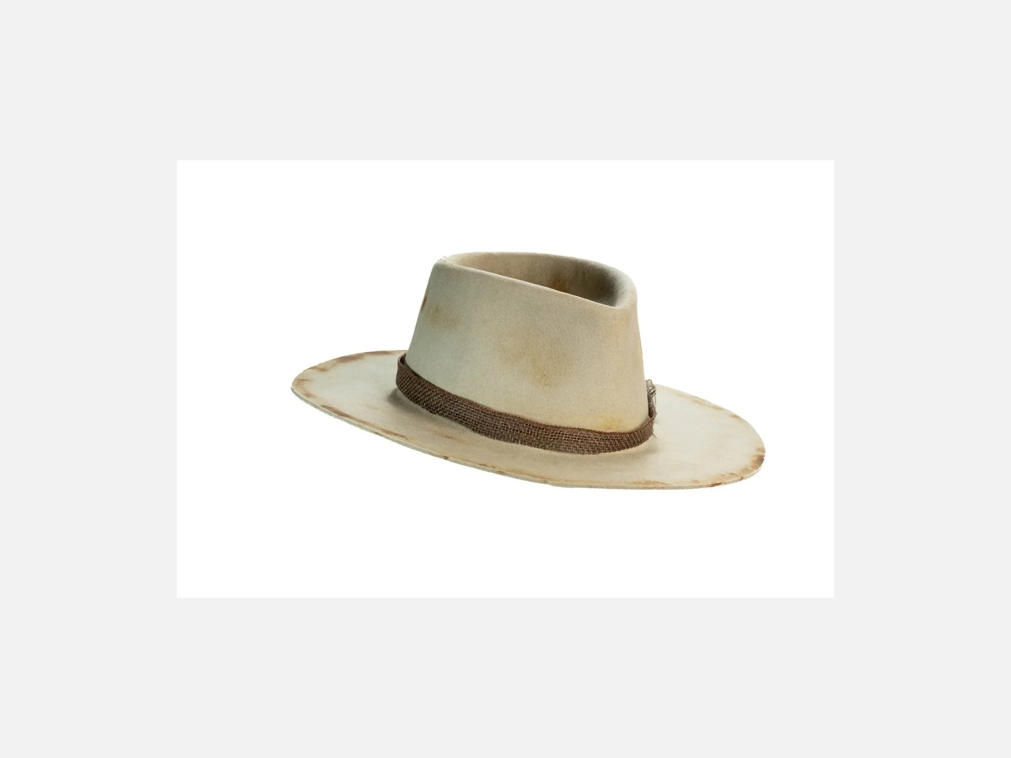 CAVALLO_HAT_SHOP-0326_Luxury_Smaller_2000x1500.jpg