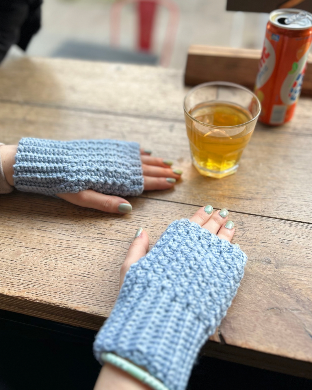 The Effie Handwarmers Crochet Pattern