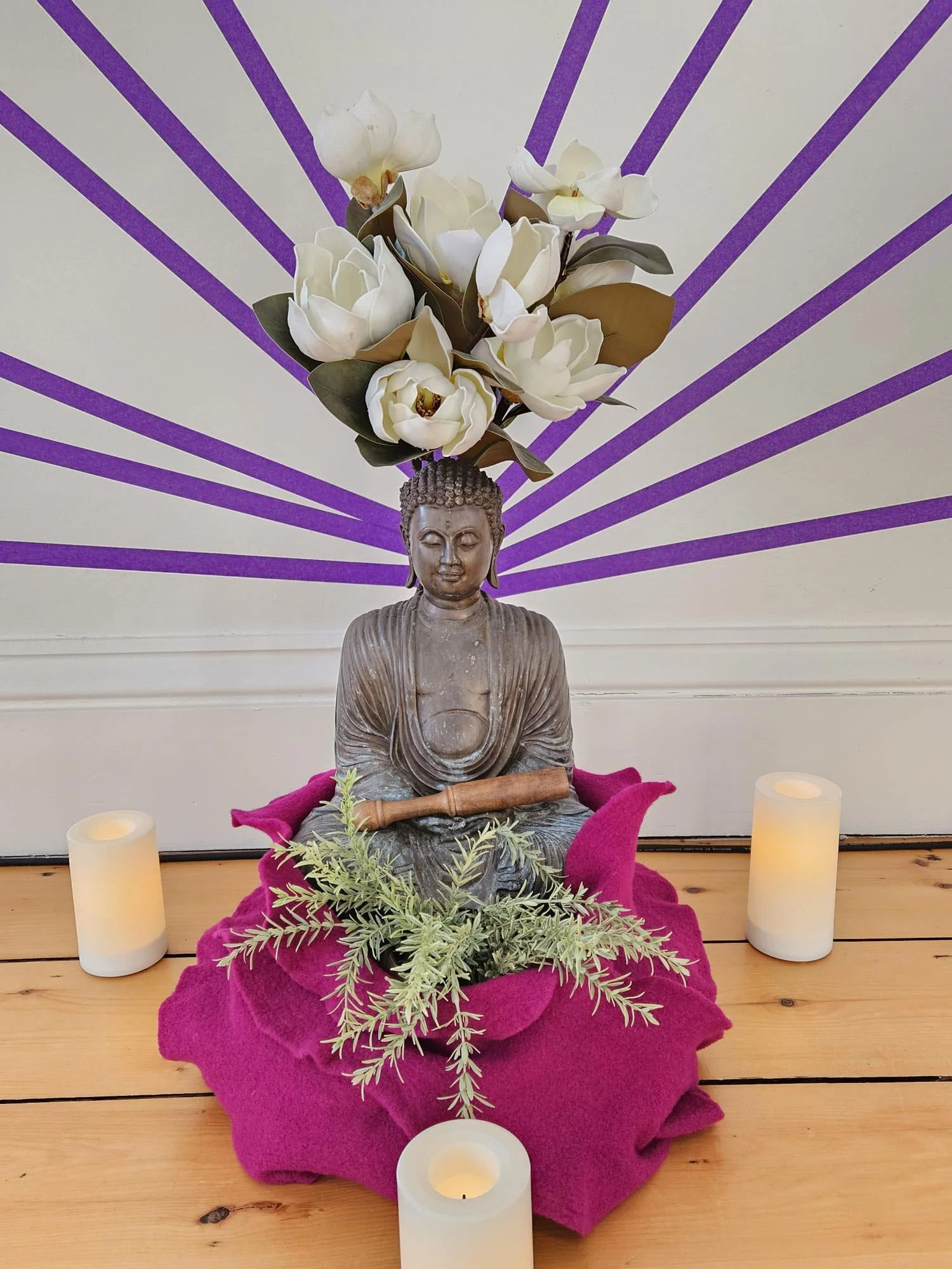 Hudson-Valley-5rhythms_altar6.jpg