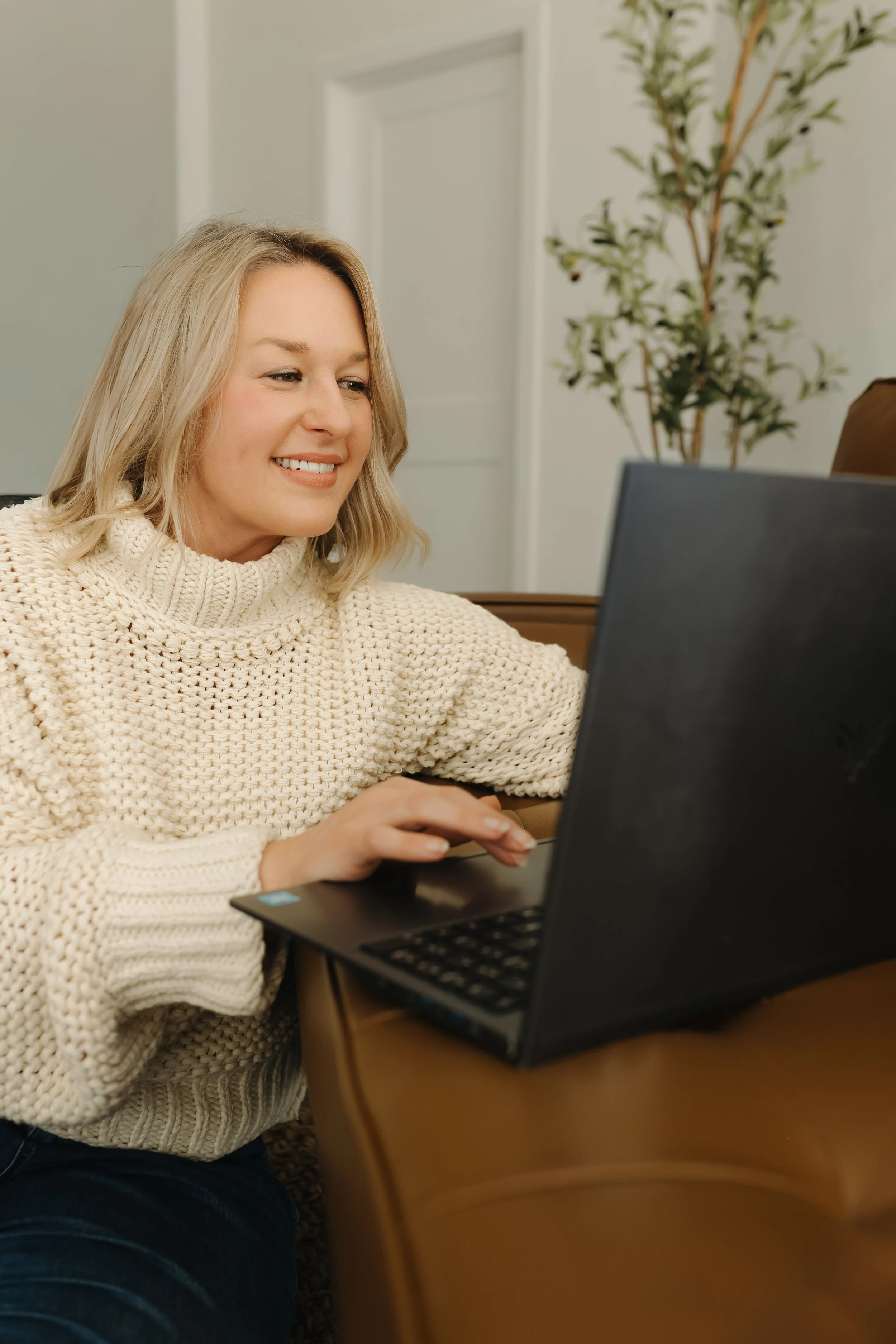 Kim Heming, LMHCA, online therapist for parents and caregivers in Washington