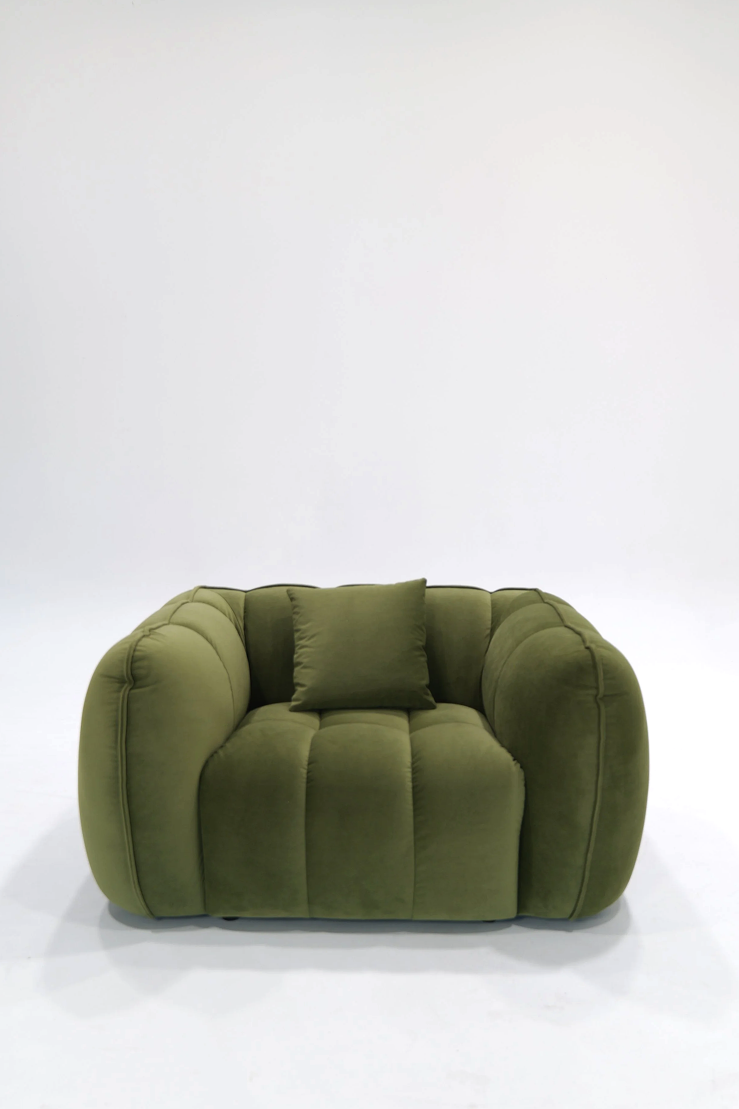 Olive Statement Lounge
