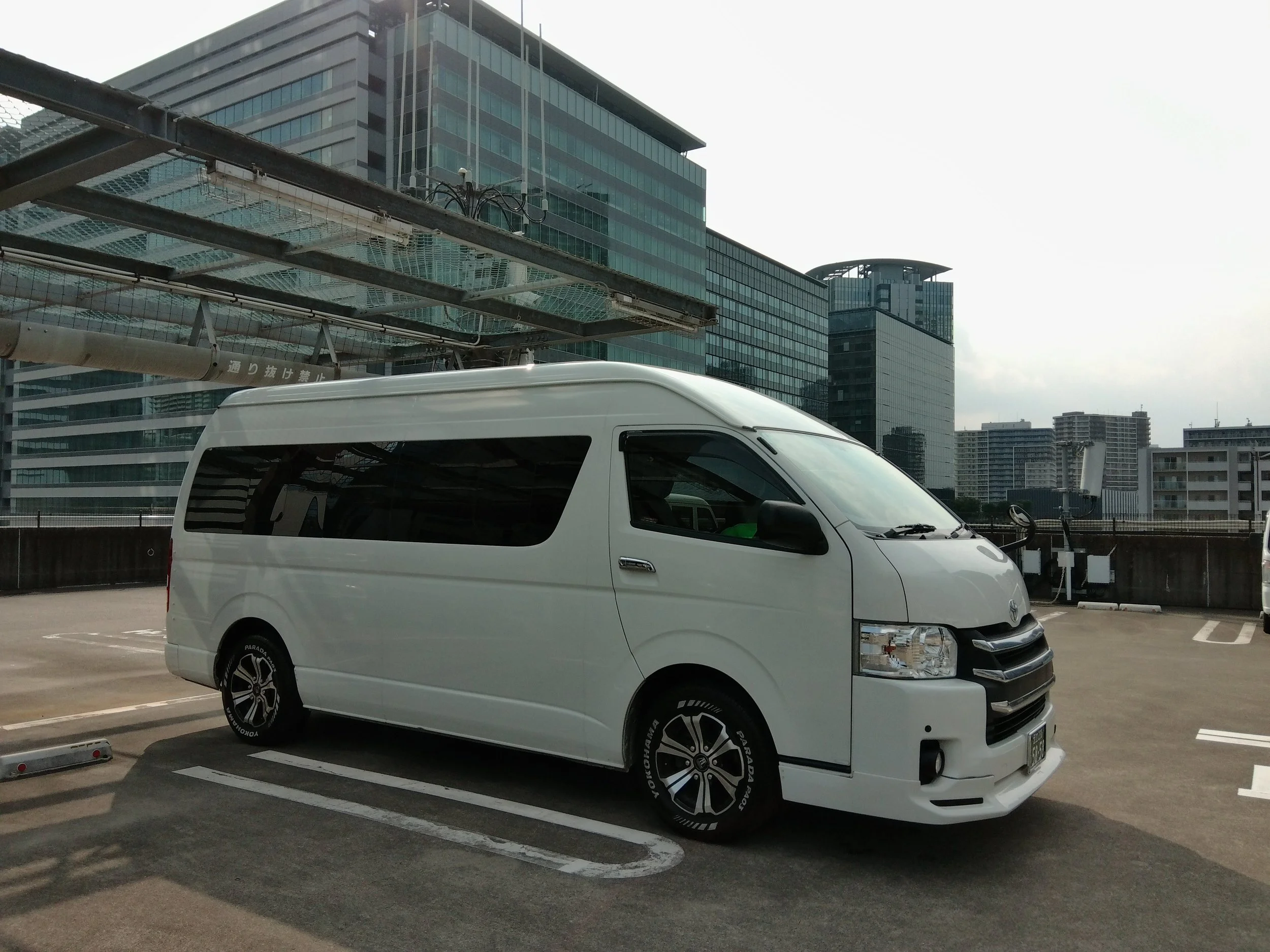 How to get a taxi in Japan without getting scammed