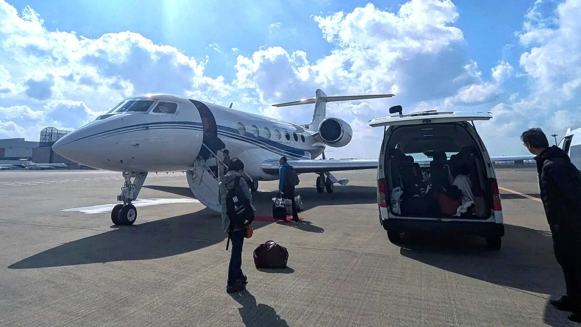 TokudAw brings guests straight to the airplane of a private jet departing Tokyo.