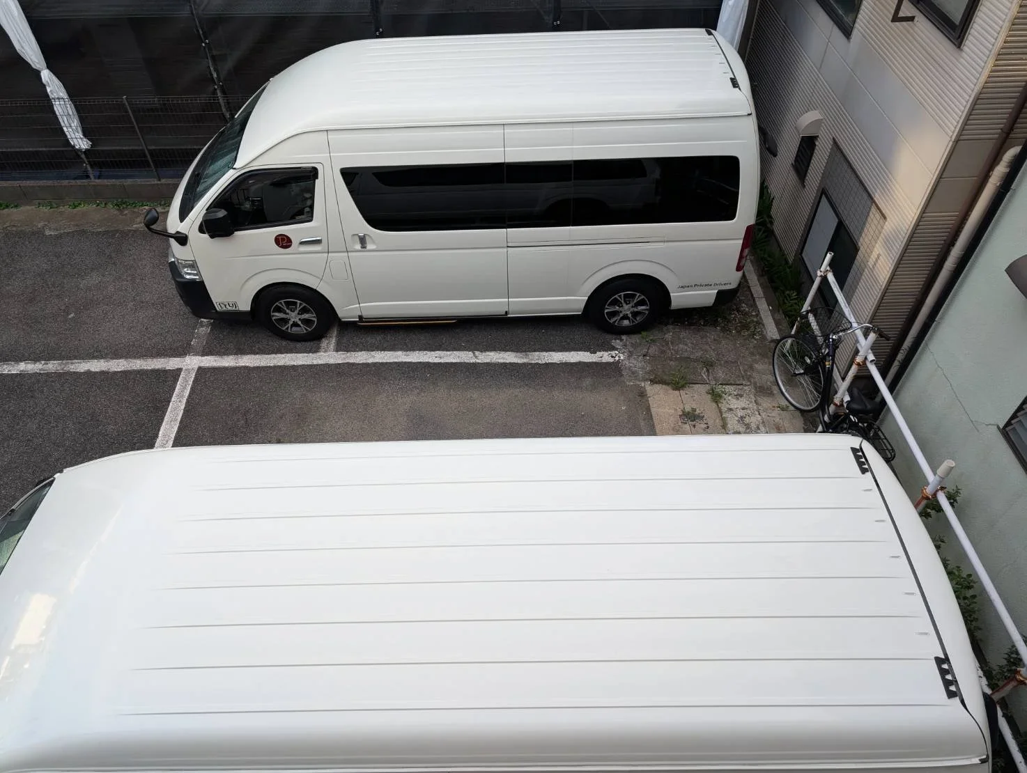 An overhead view of the top of a TokudAw Japan Private Driver vehicle showcasing the special technology integrated into the van.