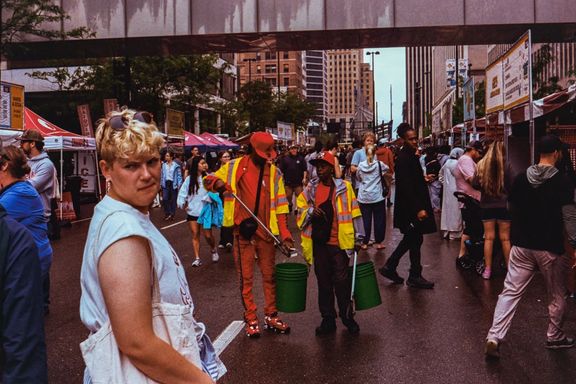 a bit of taste of cincy and downtown walking w/ @hiyaval 

|| may 2026 || #minoltahimatic7 on #fuji200 ||