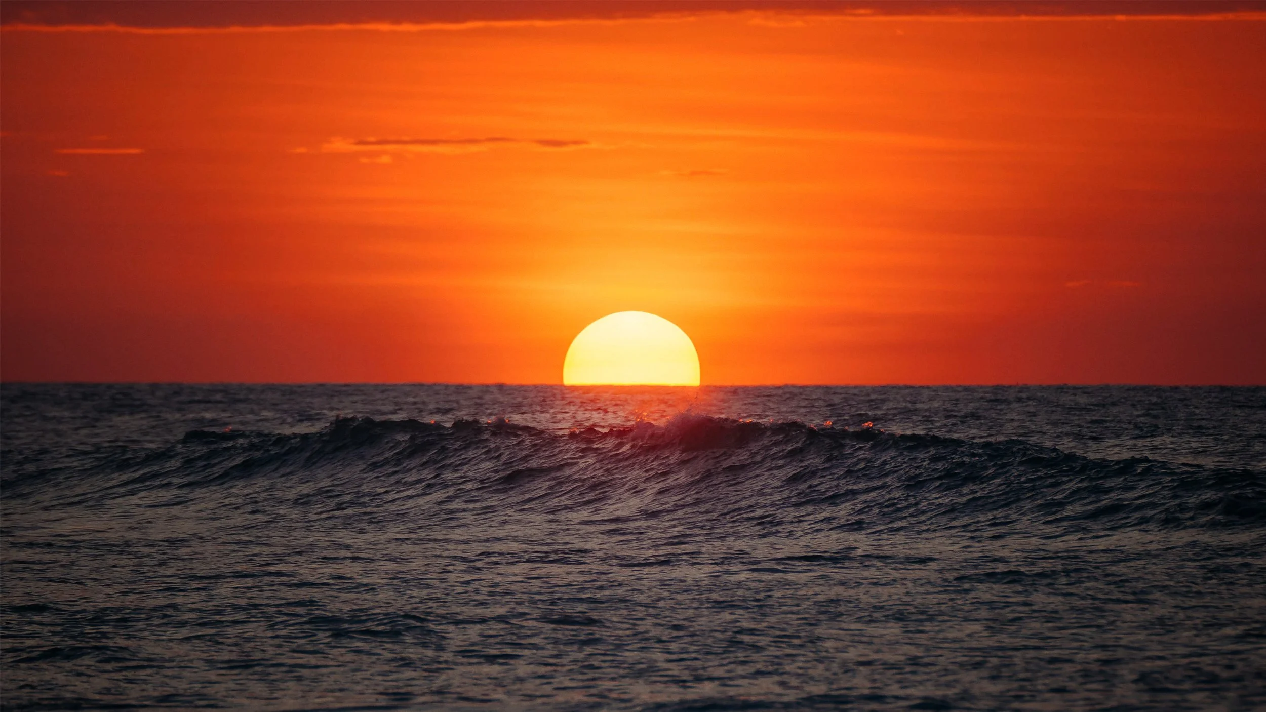 Corona STIS_original_SUNSET 12.jpg