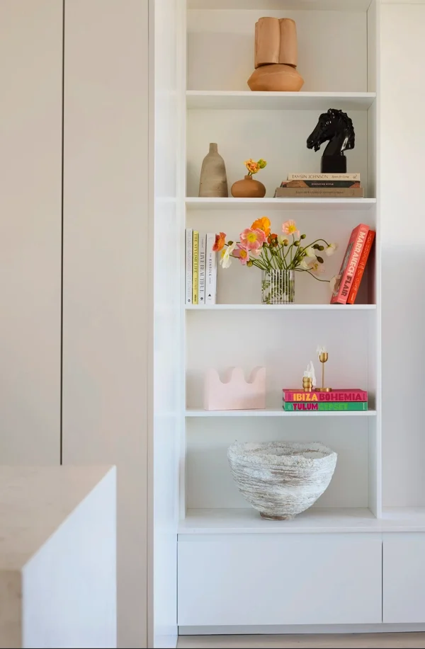 INTERIOR STYLING & COLOUR