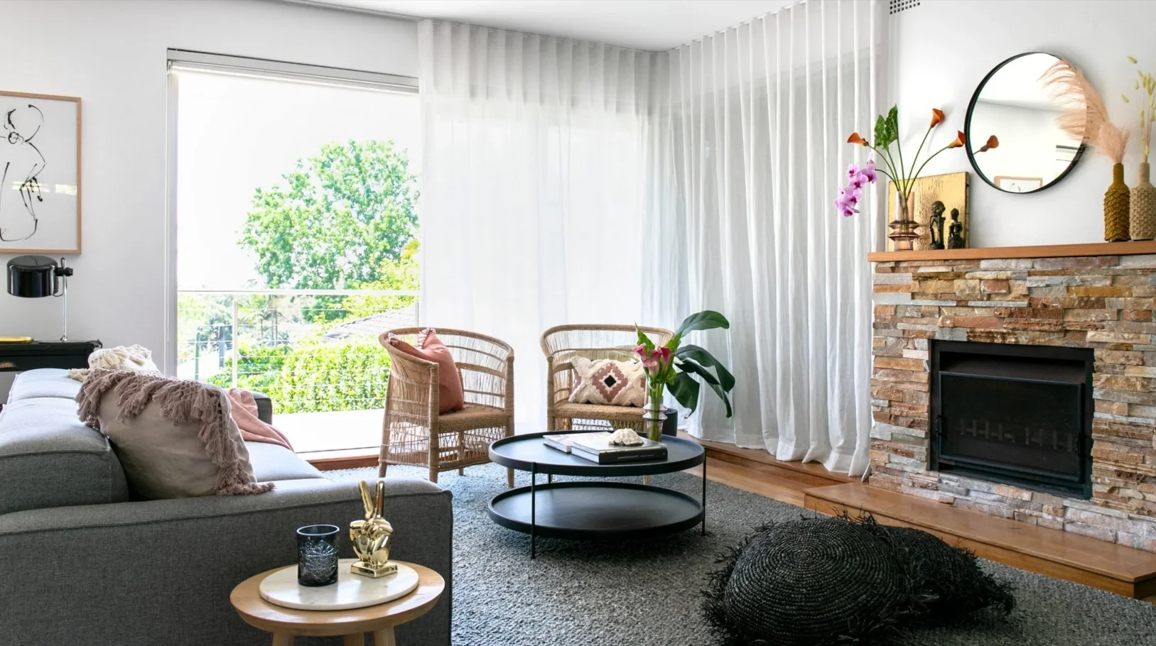 Avalon Beach House Loungeroom Balcony.webp