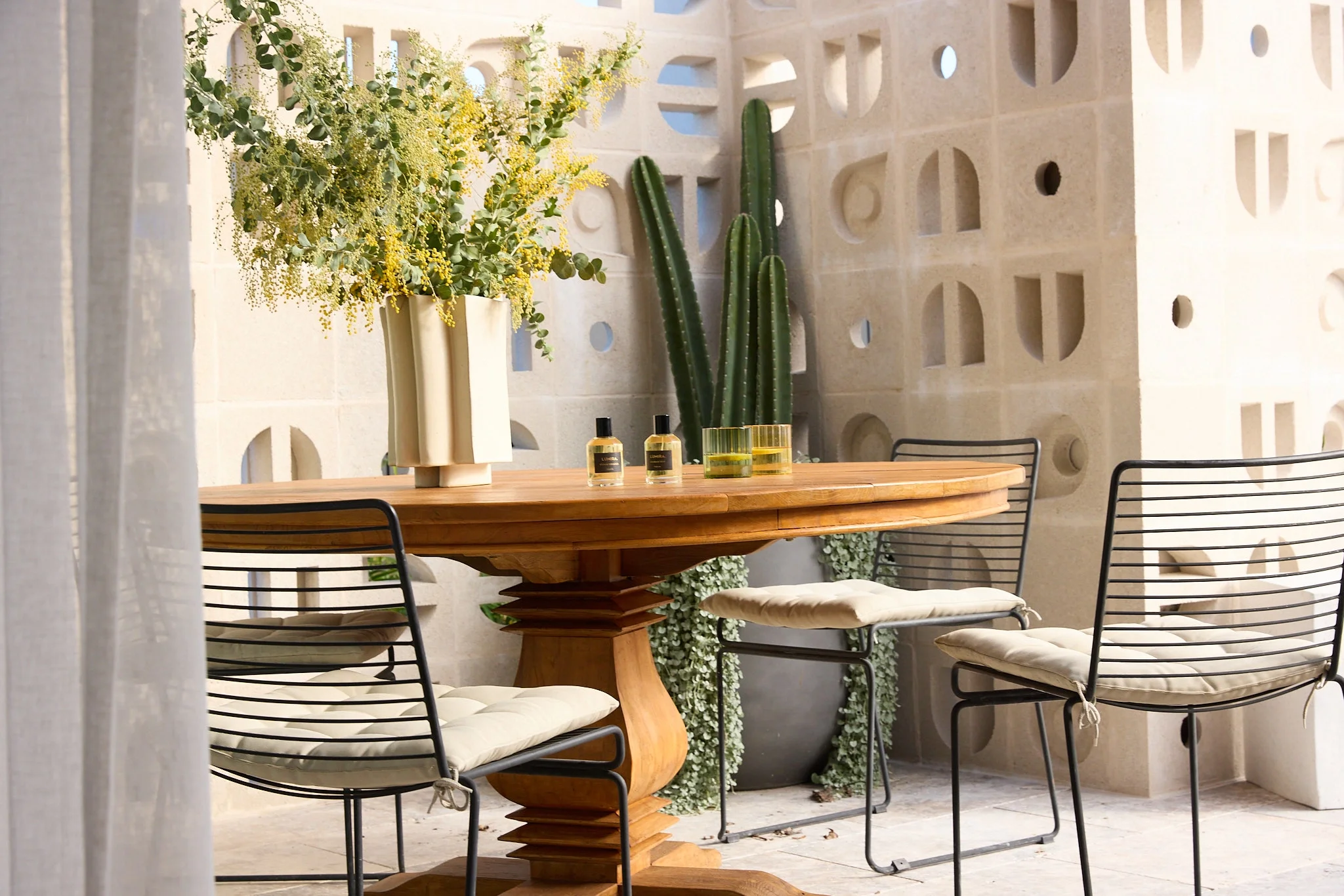 KCreative Interiors Balcony Courtyard Furniture and Styling 