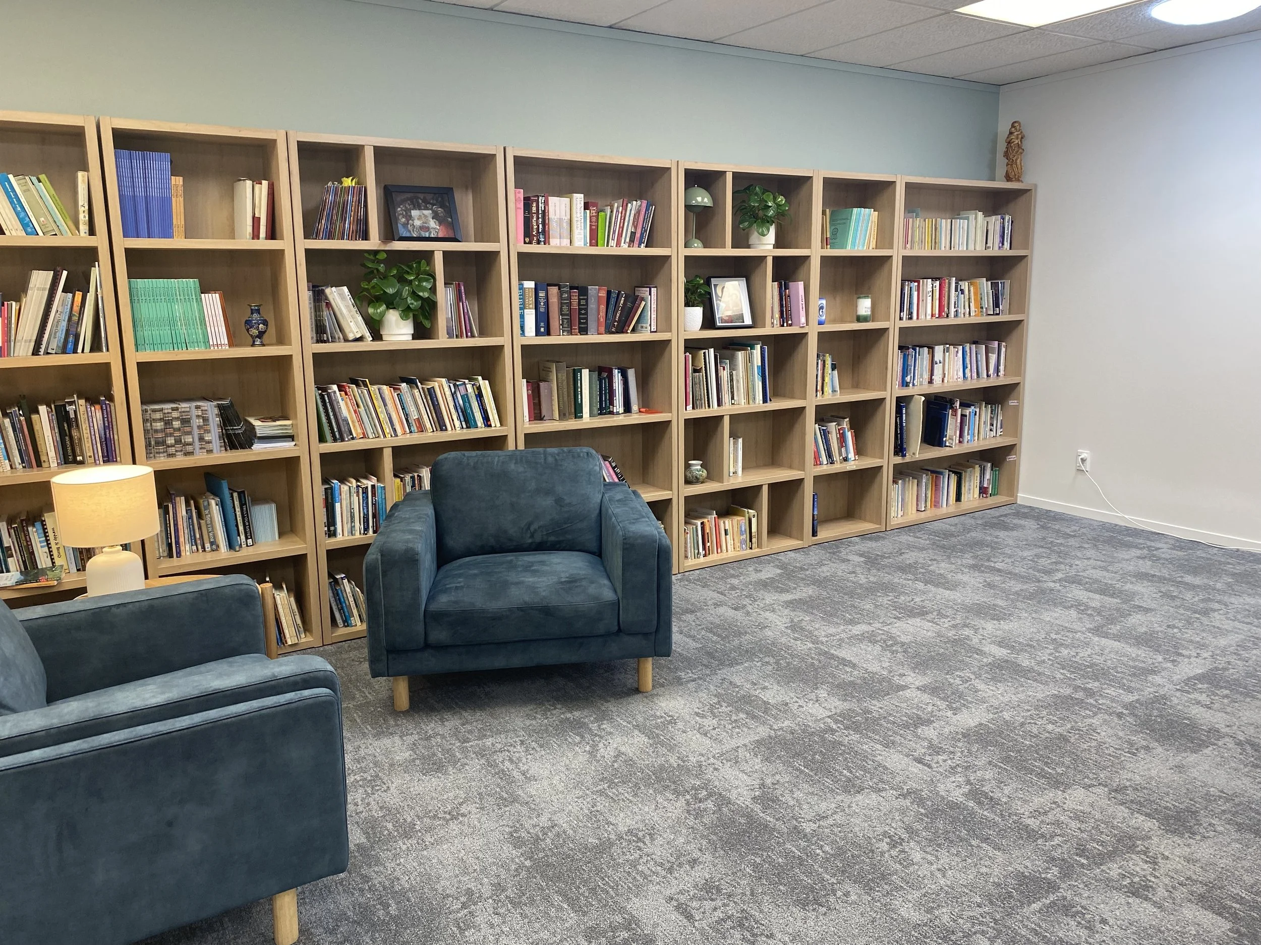 
Whanau Maria Centre has a beautiful library and space to read and pray. 