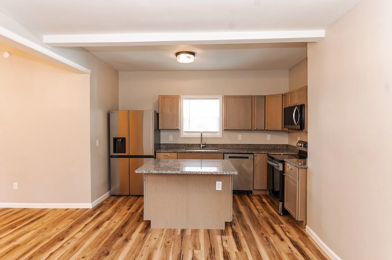 35 Enfield St (Lower Unit)-10.jpg