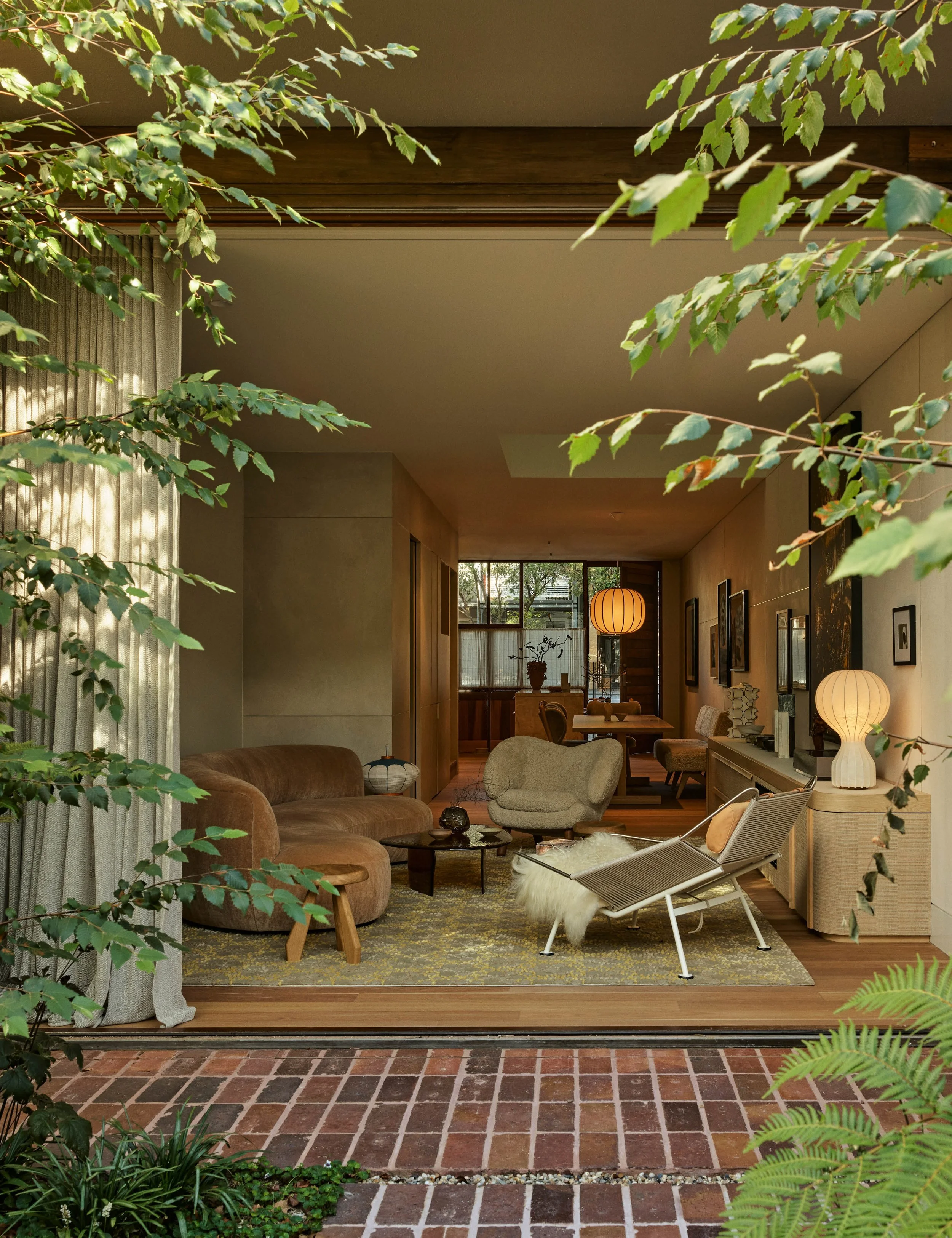 Before + After: This Artist’s Sydney Terrace Feels Like A Fancy Hotel