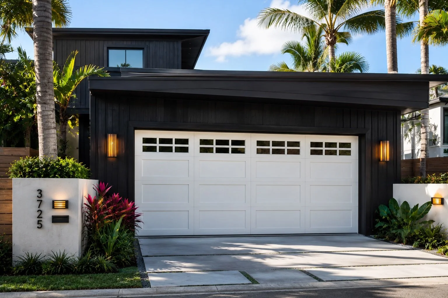 SOUTH FLORIDA GARAGE DOOR AND FULL SCOPE EXTERIOR PAINTING